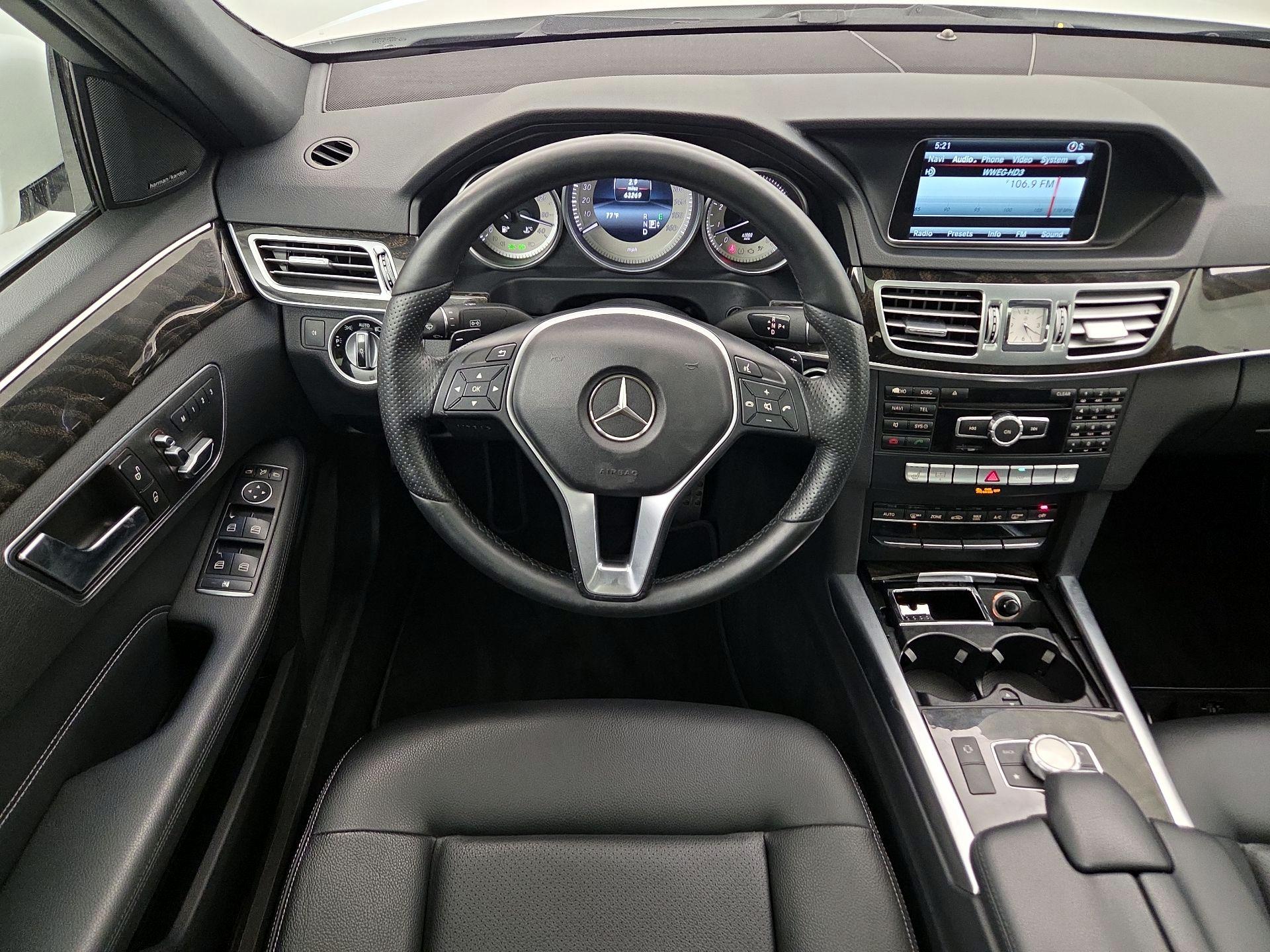 Thumbnail: 2015 Mercedes-Benz E-Class - 10