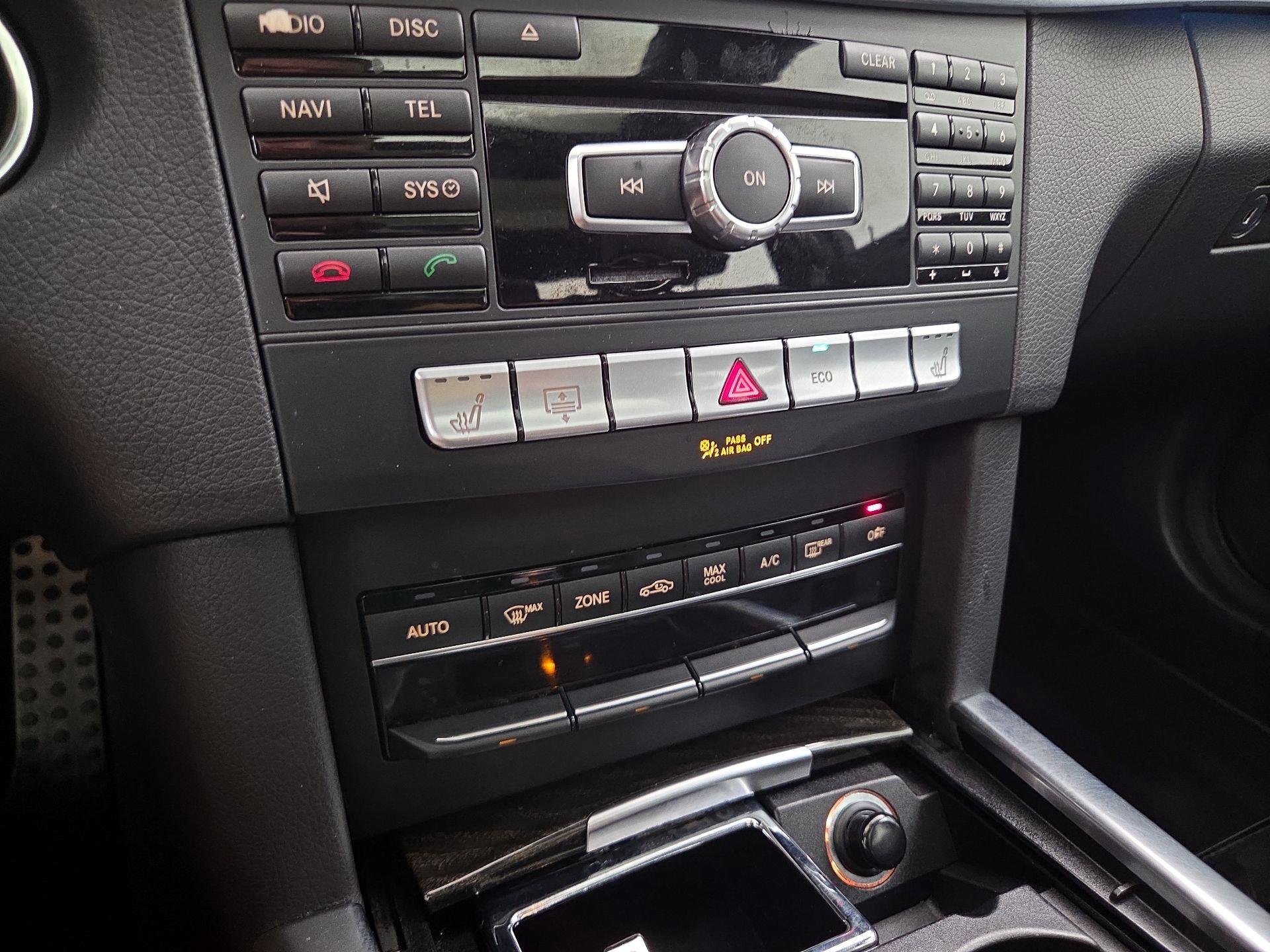 Thumbnail: 2015 Mercedes-Benz E-Class - 16