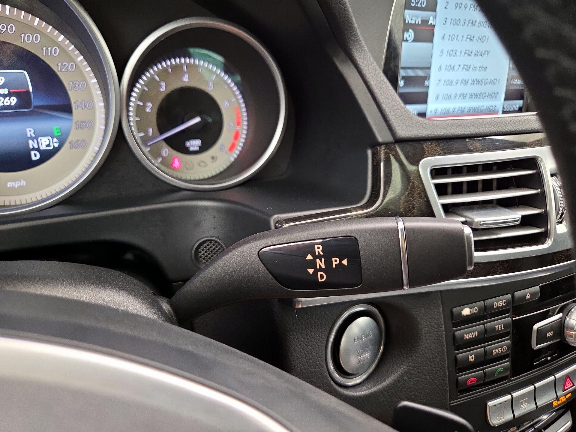 Thumbnail: 2015 Mercedes-Benz E-Class - 17