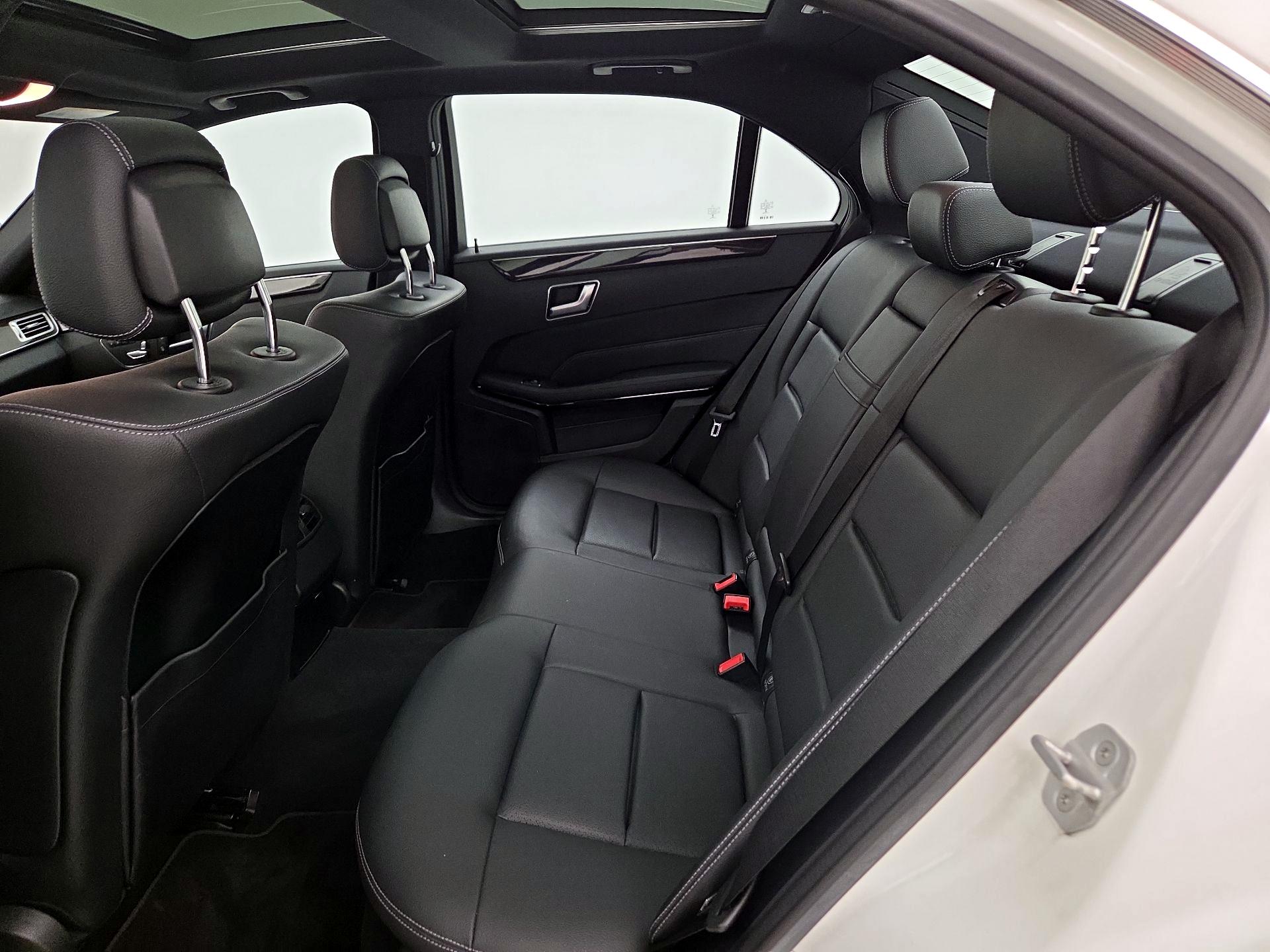Thumbnail: 2015 Mercedes-Benz E-Class - 20