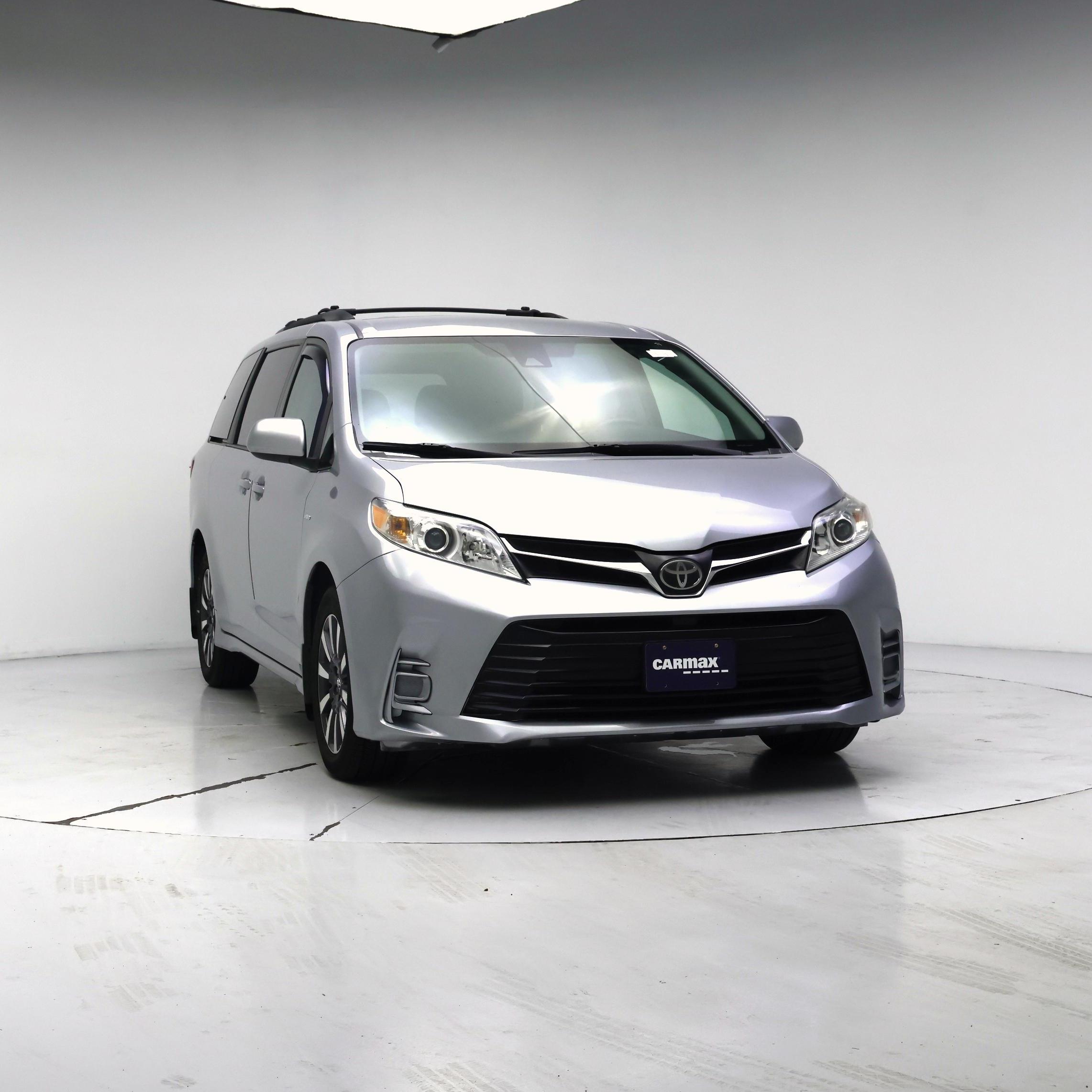 Thumbnail: 2018 Toyota Sienna - 5