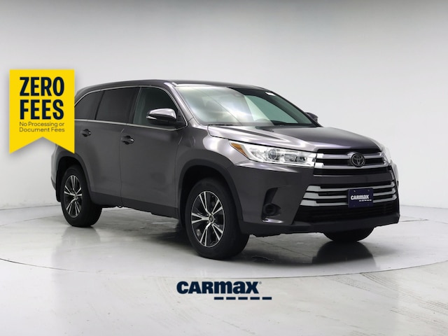 Gray 2019 Toyota Highlander LE AWD SUV / Crossover All-Wheel Drive Automatic