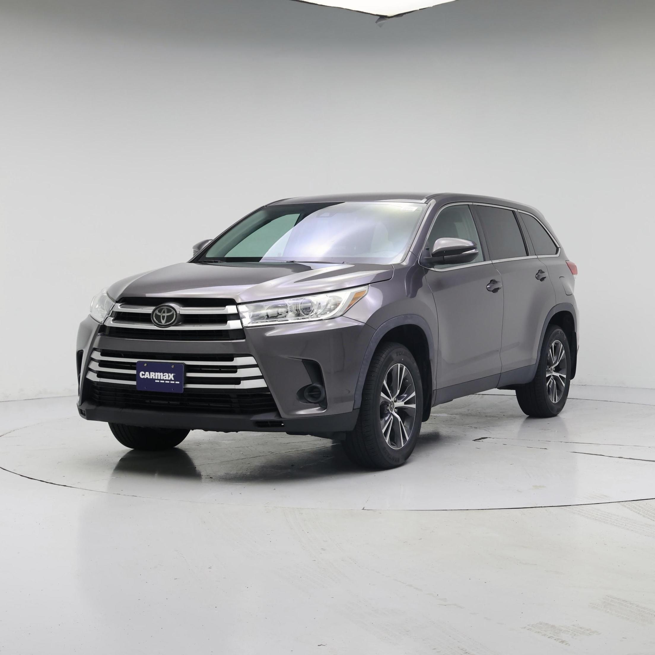 Thumbnail: 2019 Toyota Highlander - 4