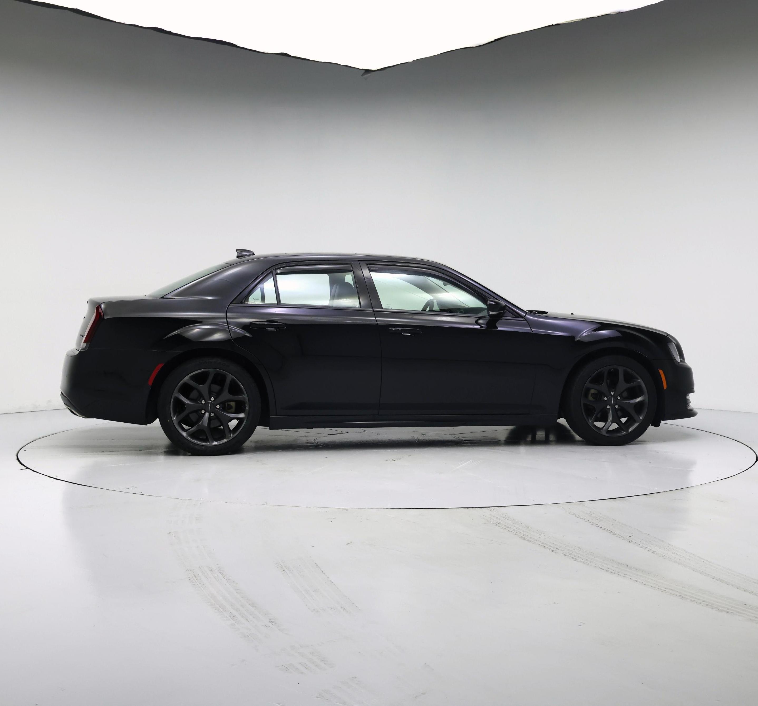 Thumbnail: 2022 Chrysler 300 - 7