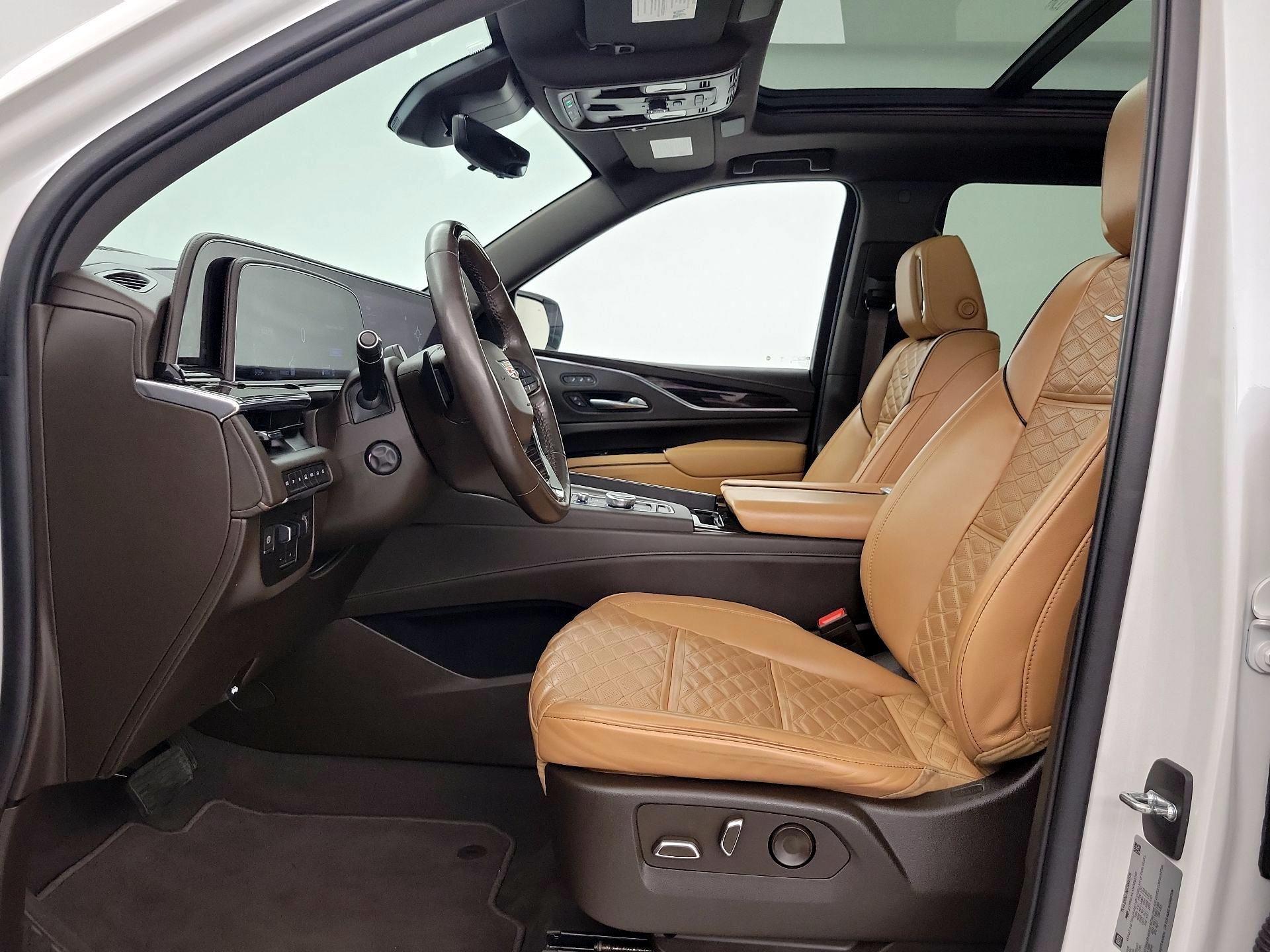 Thumbnail: 2022 Cadillac Escalade - 11
