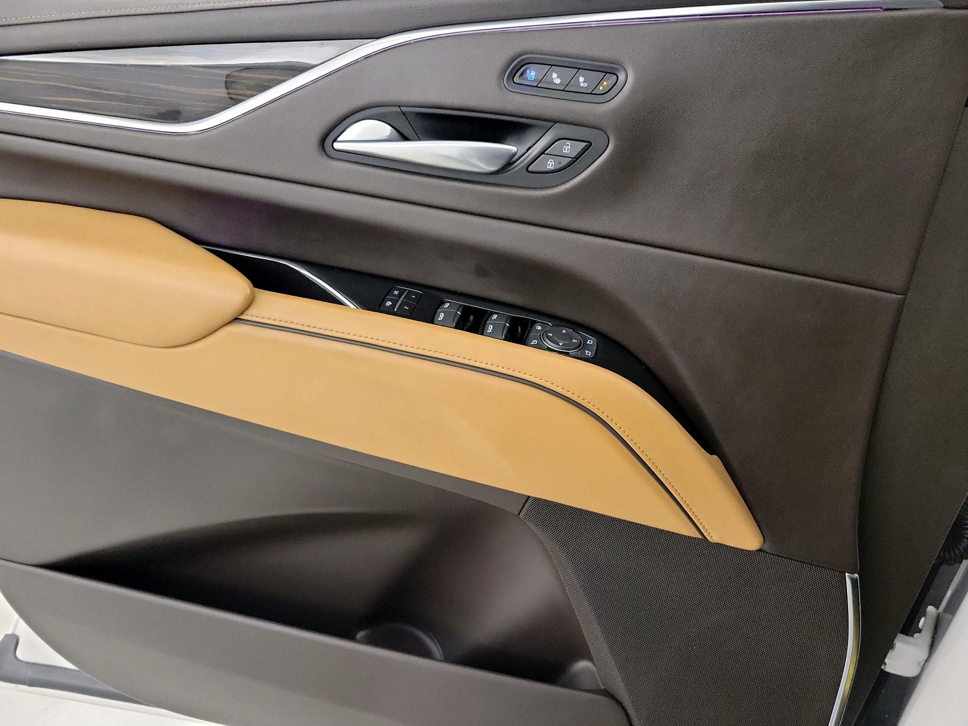 Thumbnail: 2022 Cadillac Escalade - 12