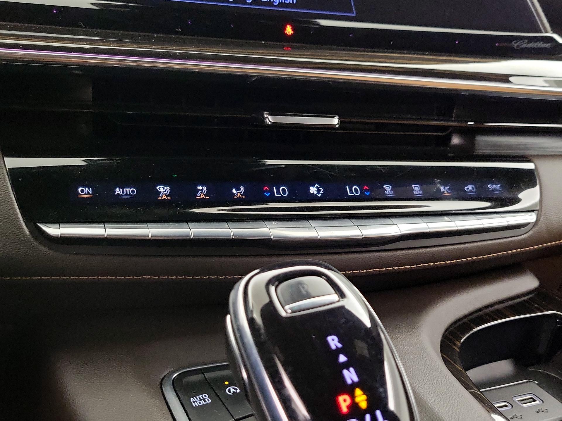 Thumbnail: 2022 Cadillac Escalade - 17