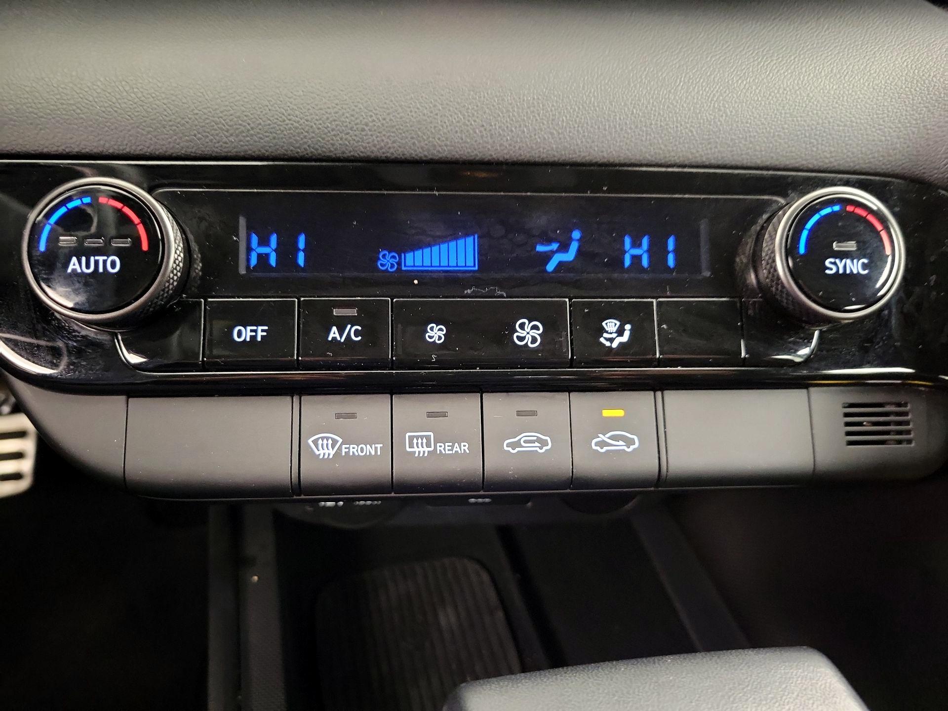 Thumbnail: 2025 Hyundai Elantra - 16