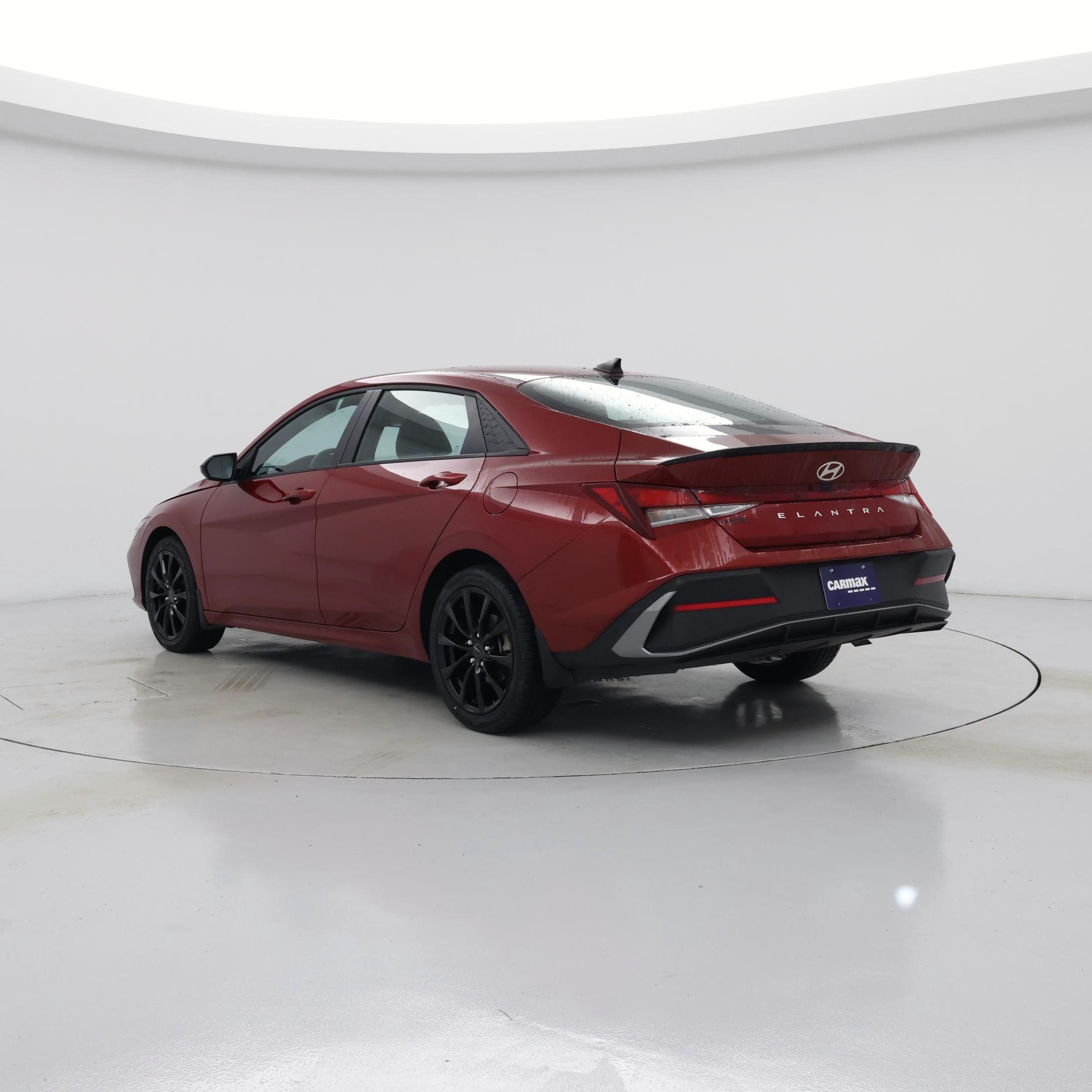 Thumbnail: 2025 Hyundai Elantra - 2