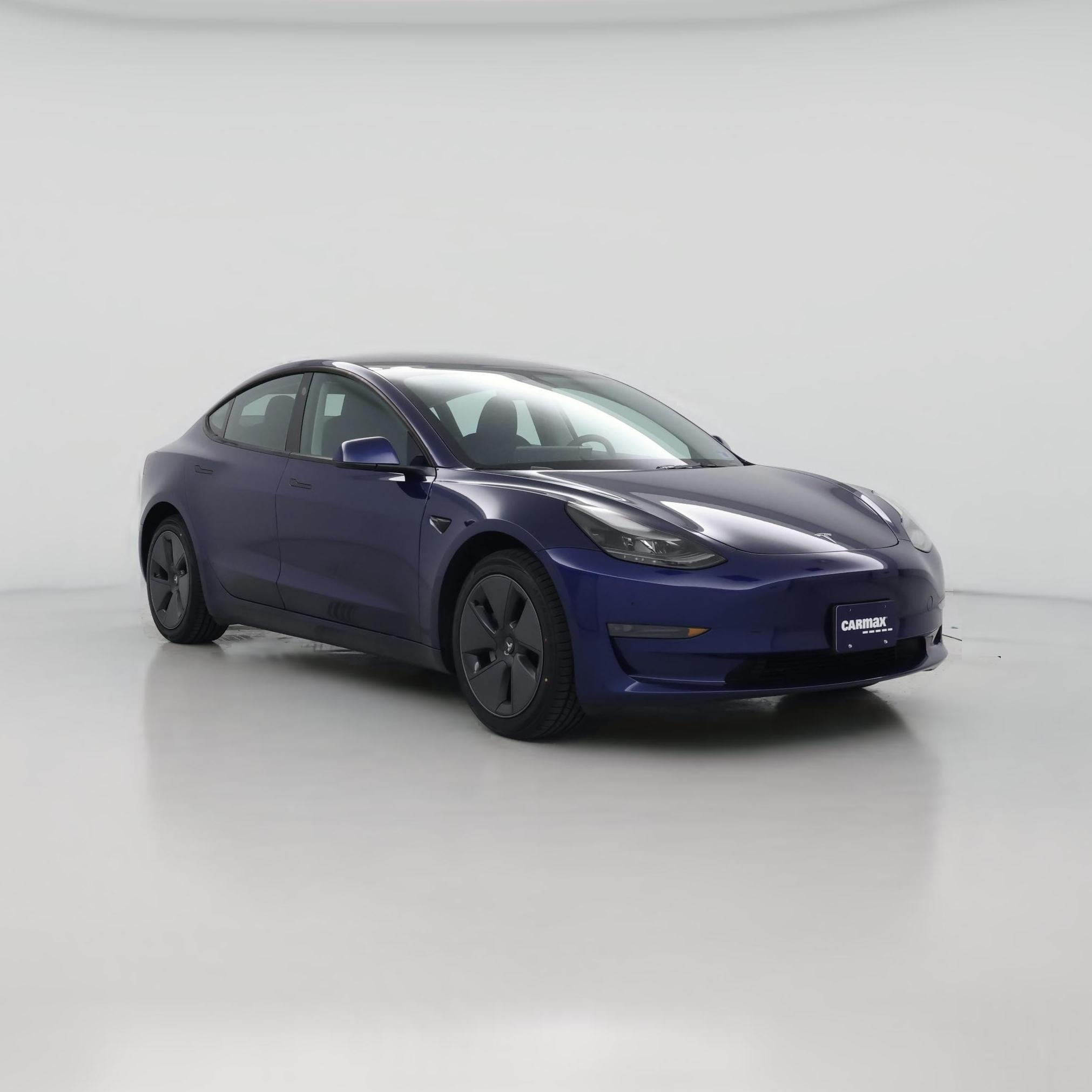 Thumbnail: 2023 Tesla Model 3 - 1