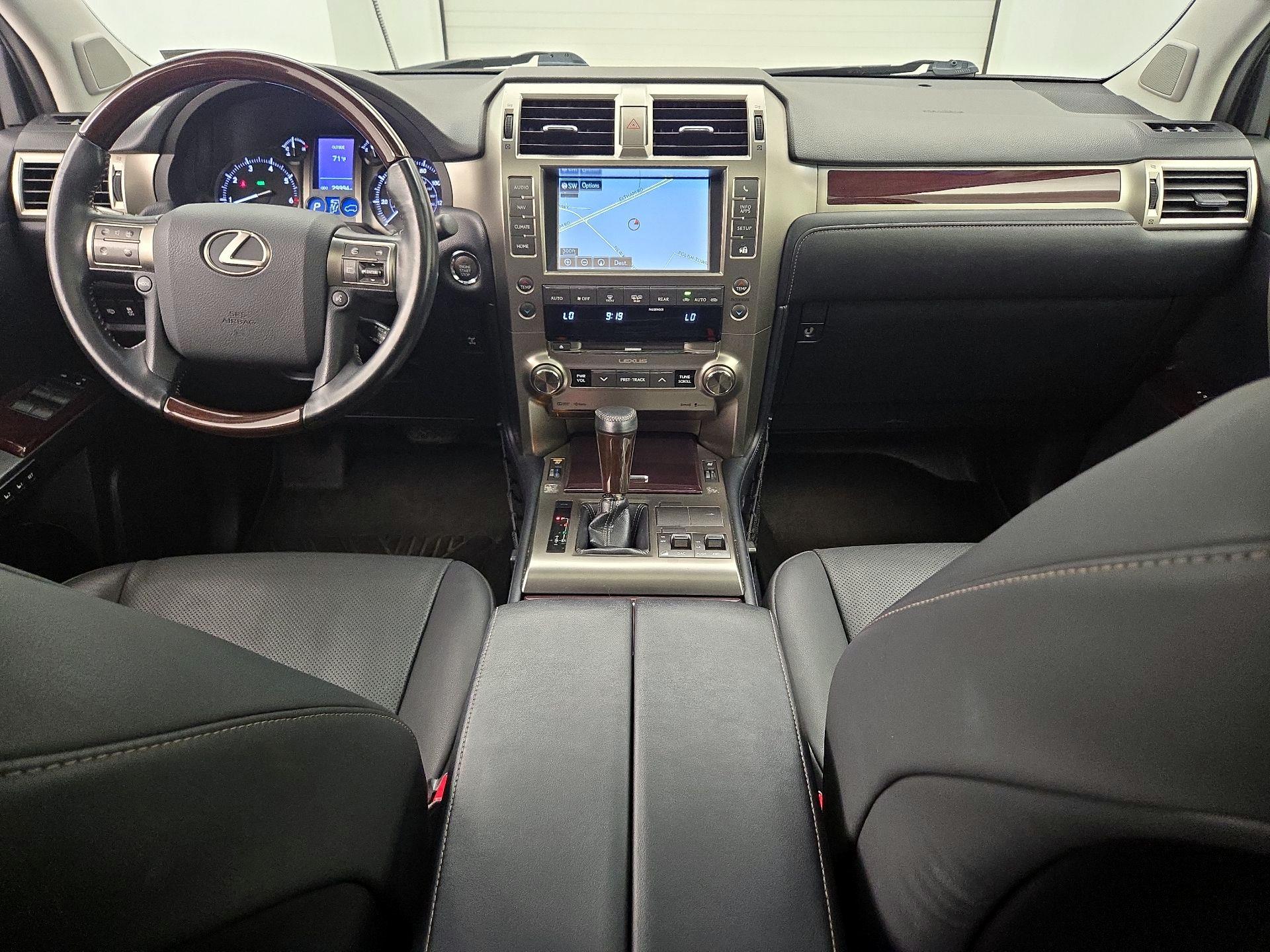 Thumbnail: 2019 Lexus GX - 9