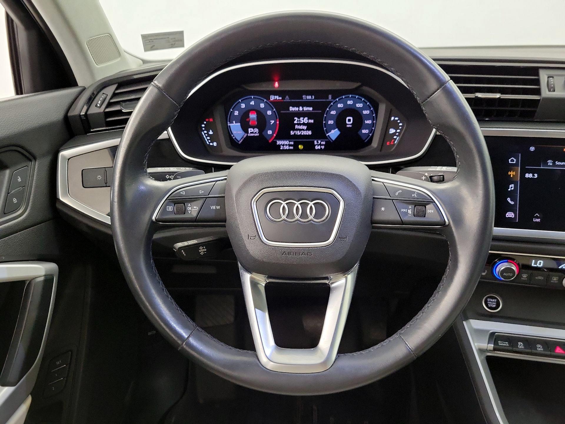 Thumbnail: 2022 Audi Q3 - 10