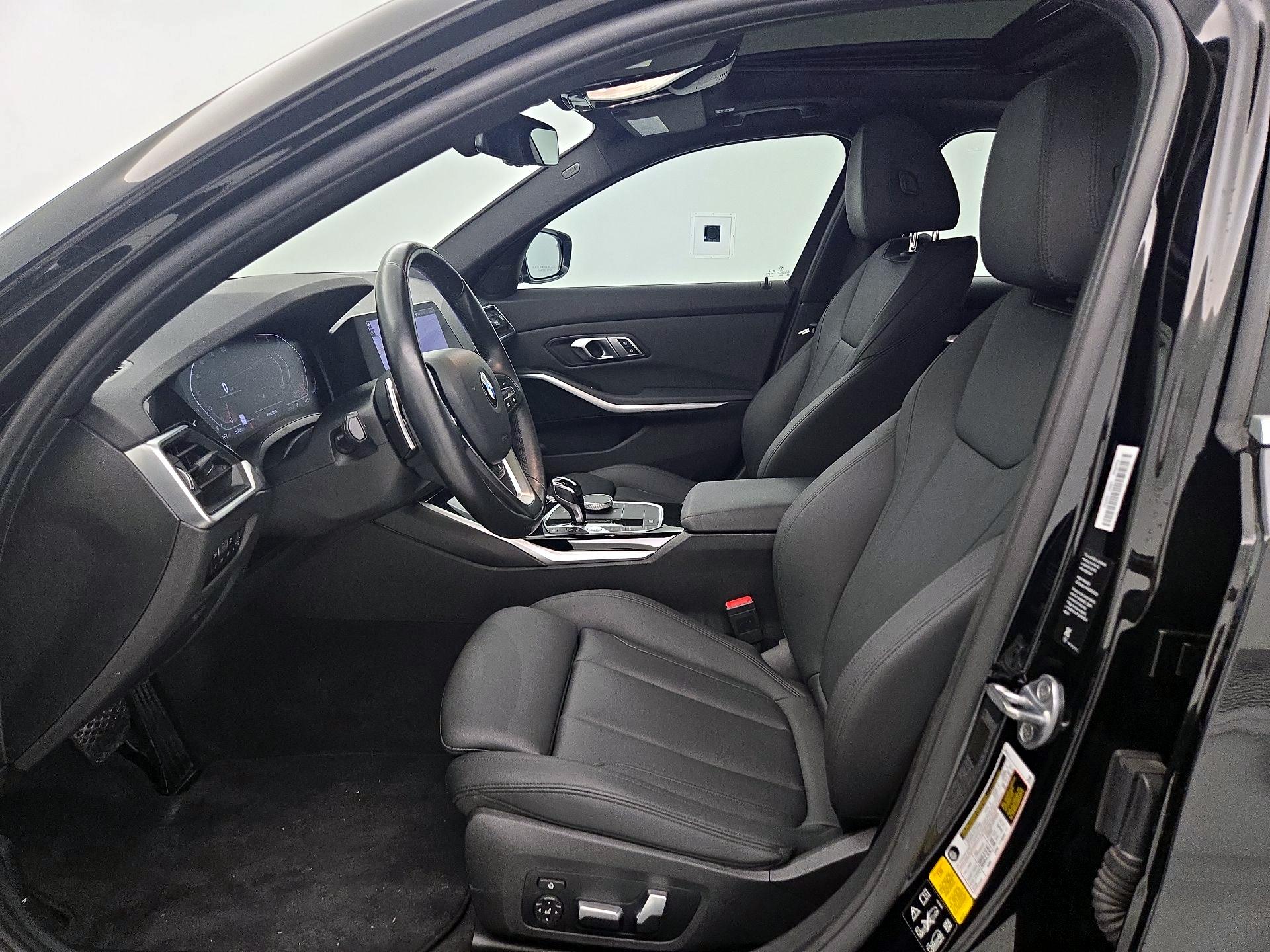 Thumbnail: 2019 BMW 3 Series - 11
