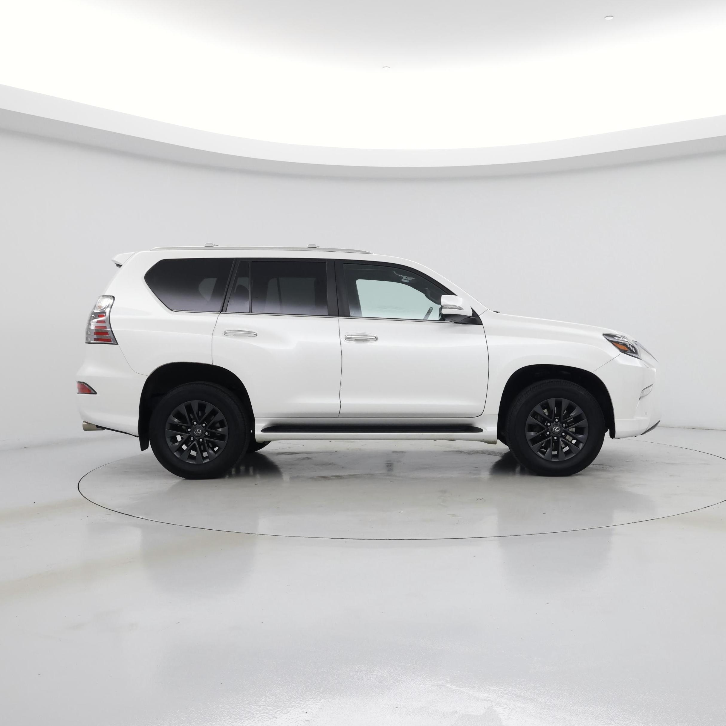 Thumbnail: 2023 Lexus GX - 7