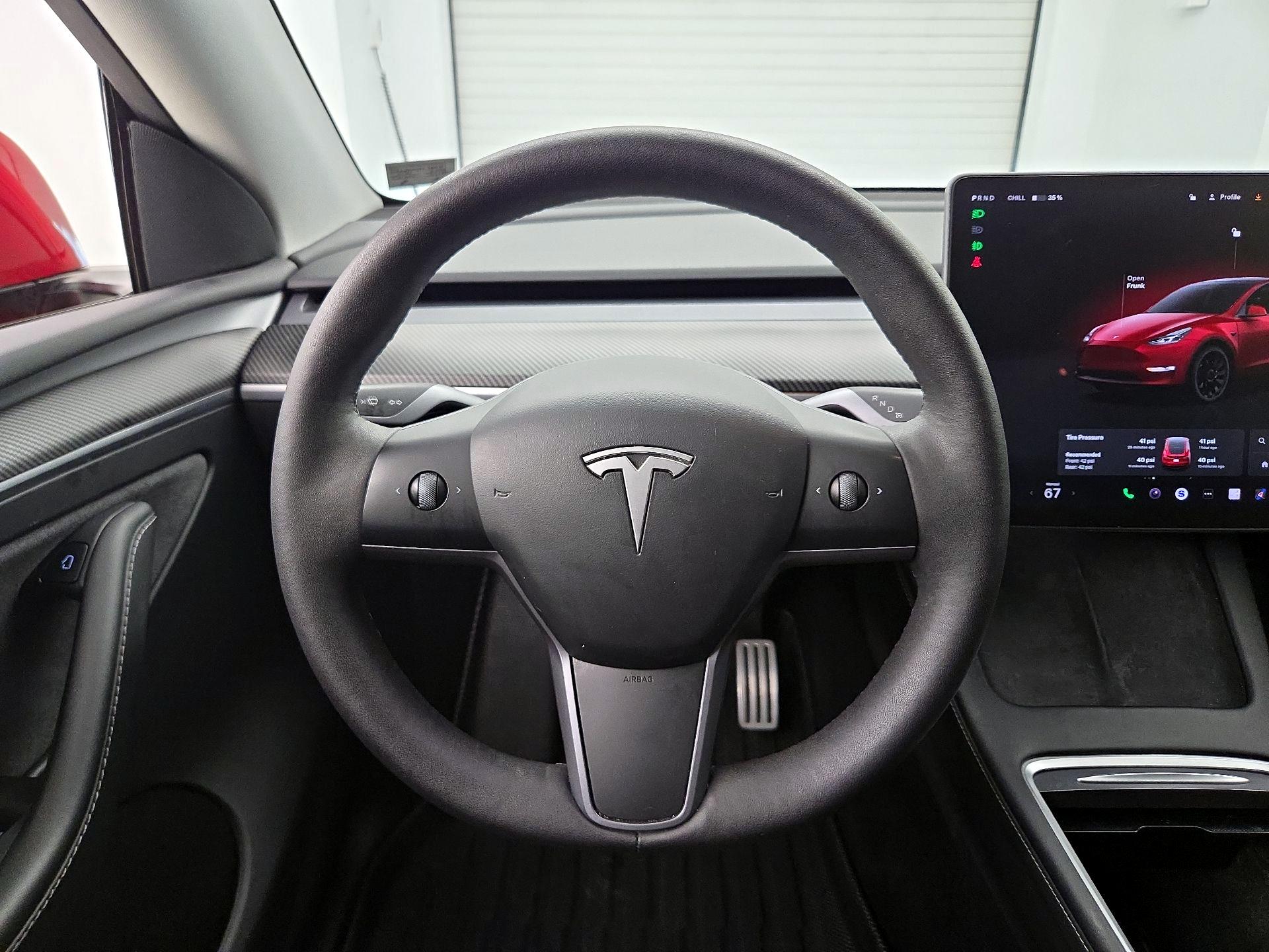 Thumbnail: 2023 Tesla Model Y - 10