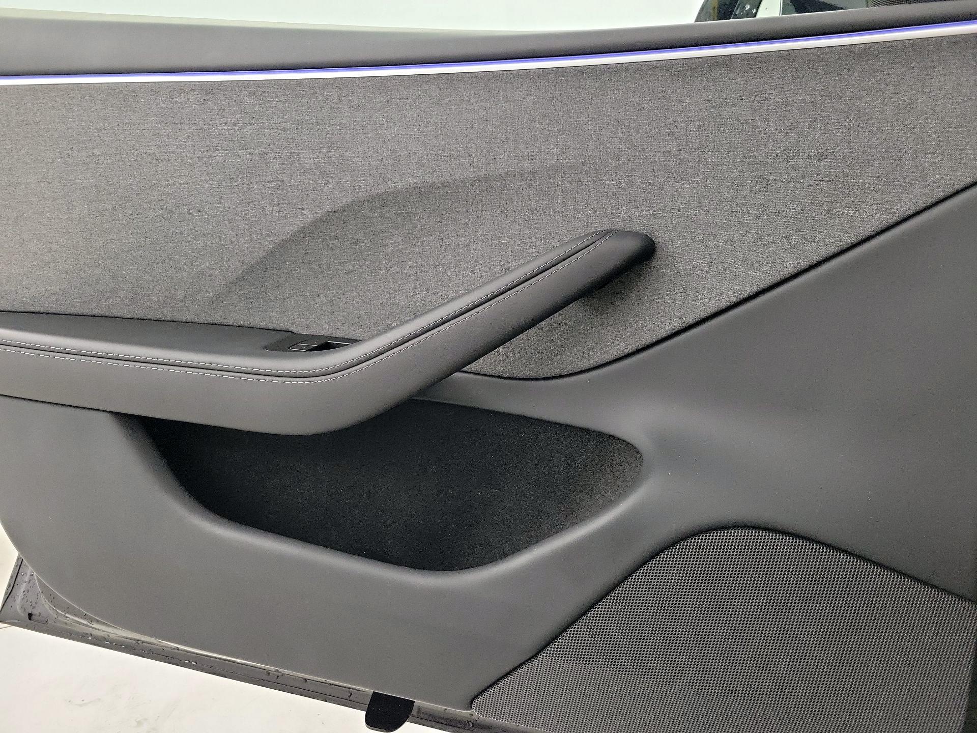 Thumbnail: 2025 Tesla Model 3 - 12