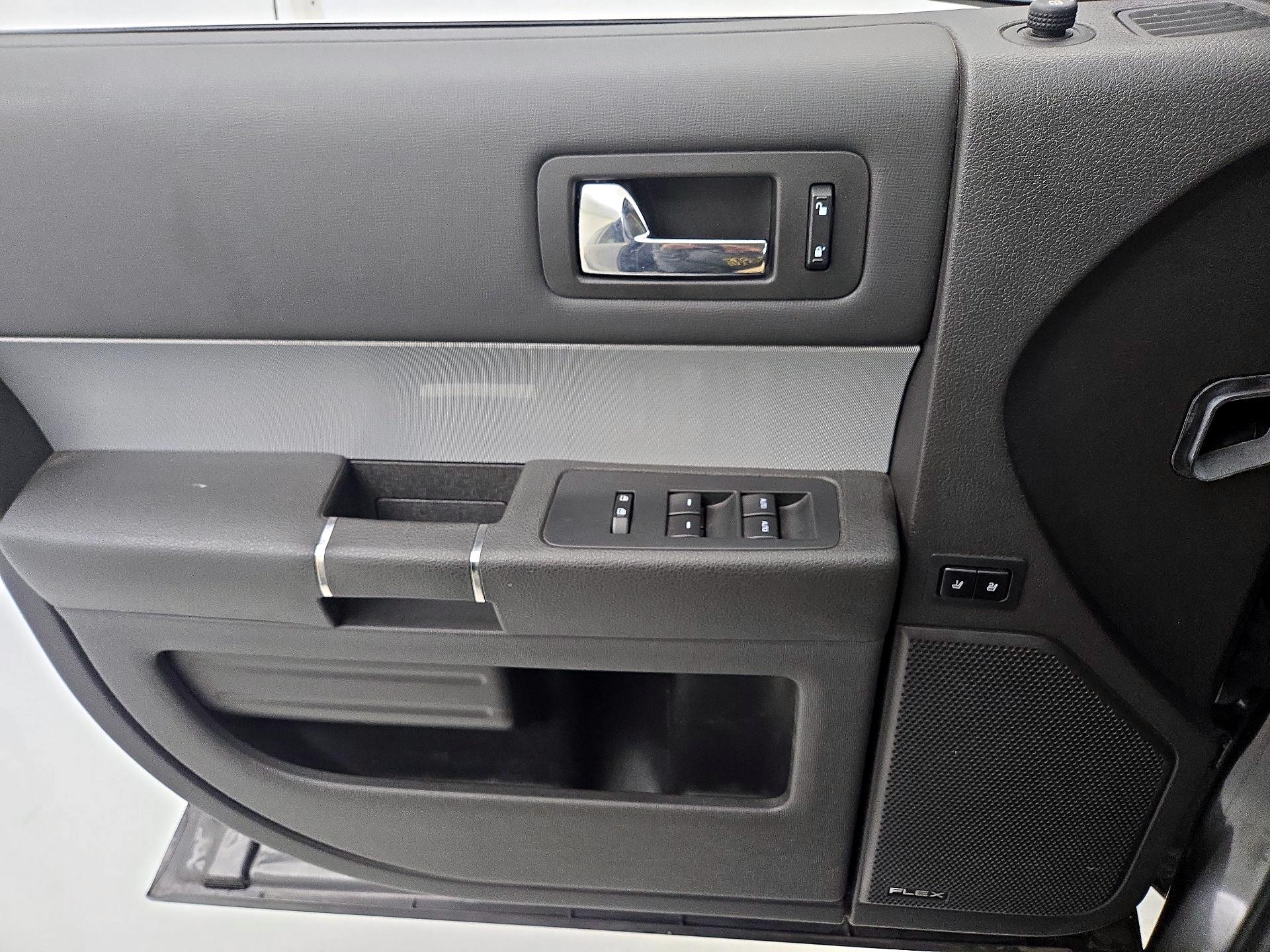 Thumbnail: 2015 Ford Flex - 12