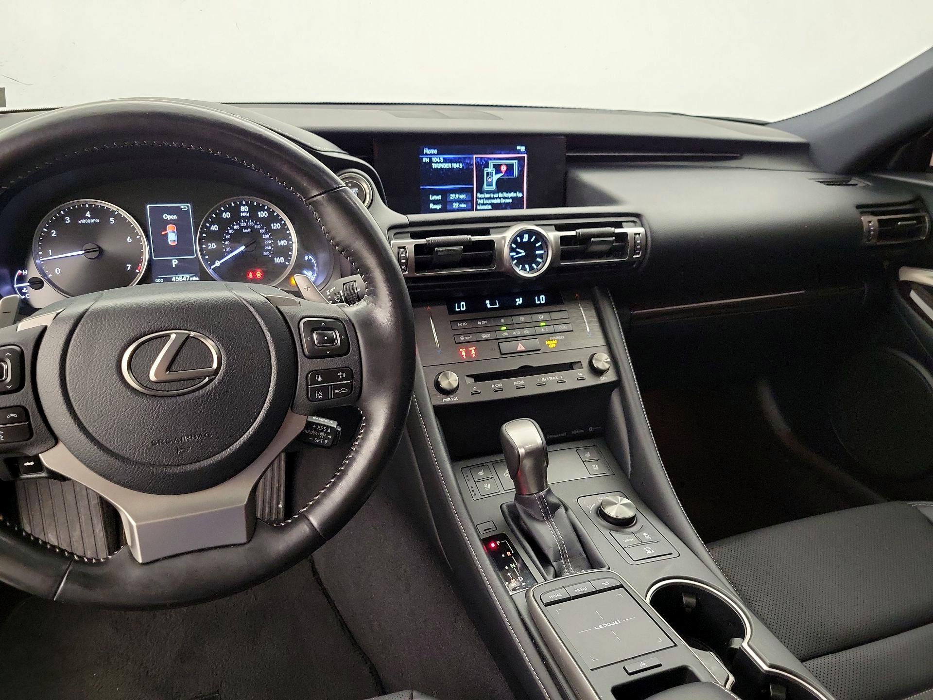 Thumbnail: 2022 Lexus RC - 9