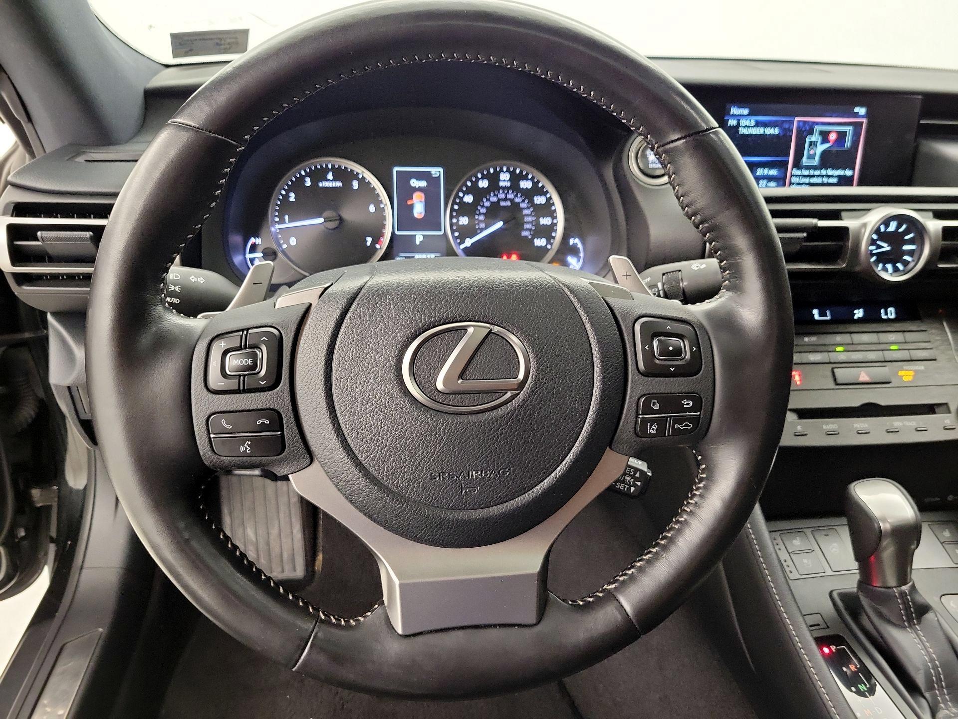 Thumbnail: 2022 Lexus RC - 10