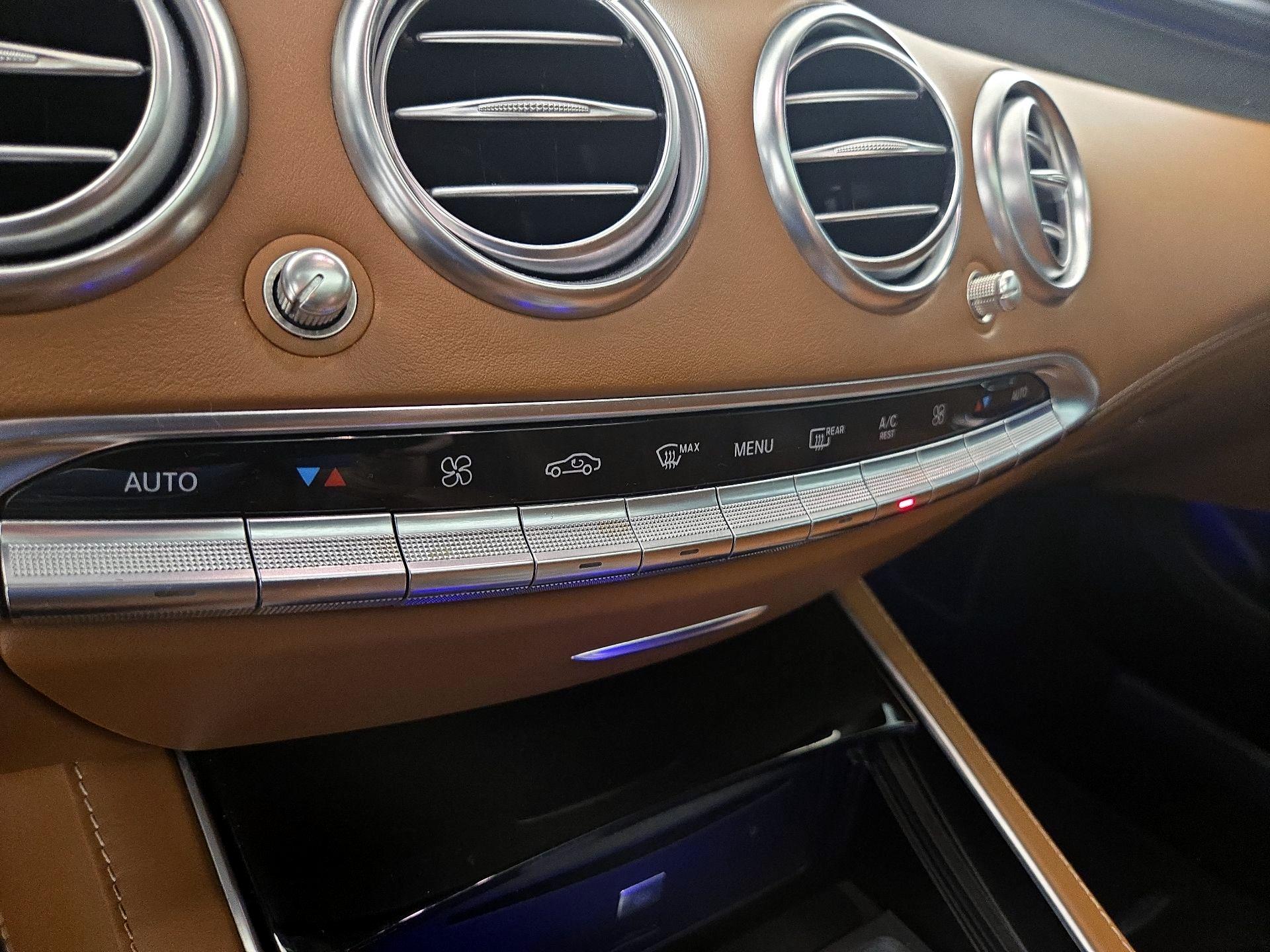 Thumbnail: 2015 Mercedes-Benz S-Class - 17