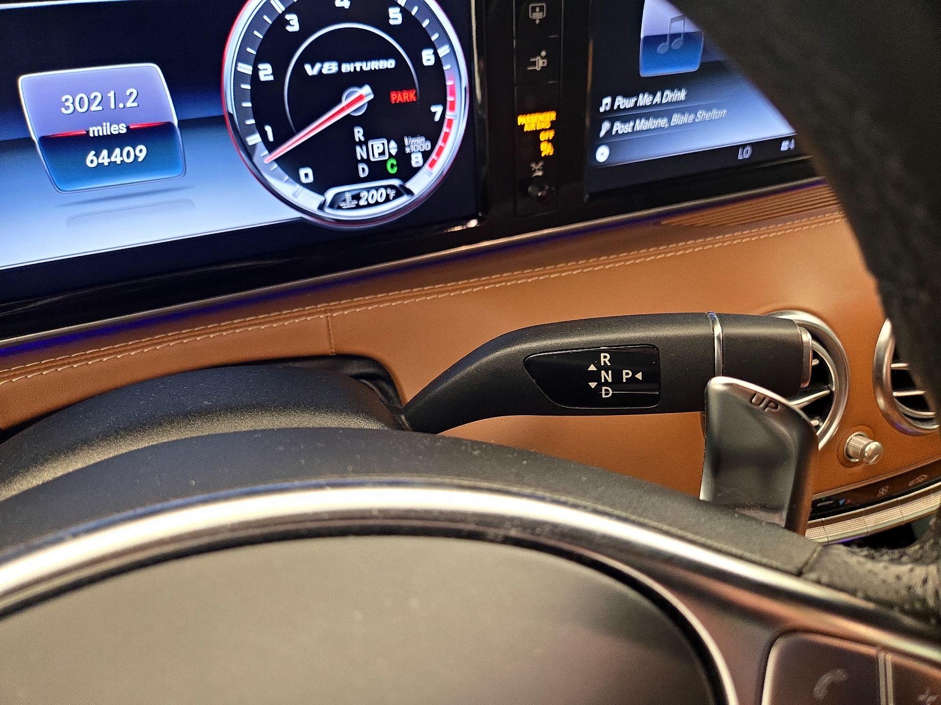 Thumbnail: 2015 Mercedes-Benz S-Class - 18