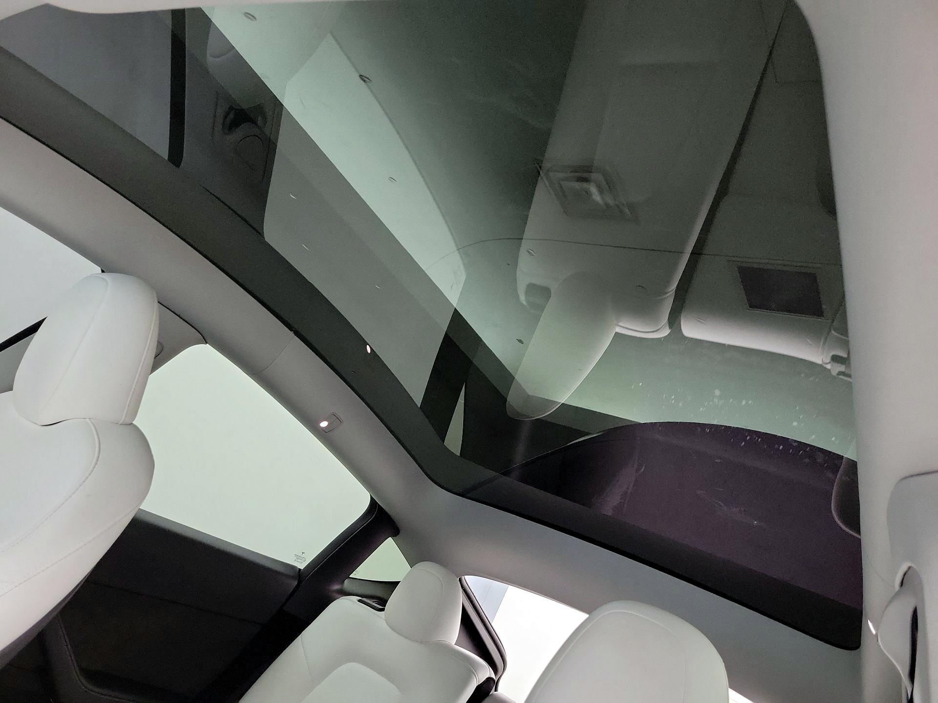 Thumbnail: 2023 Tesla Model Y - 19