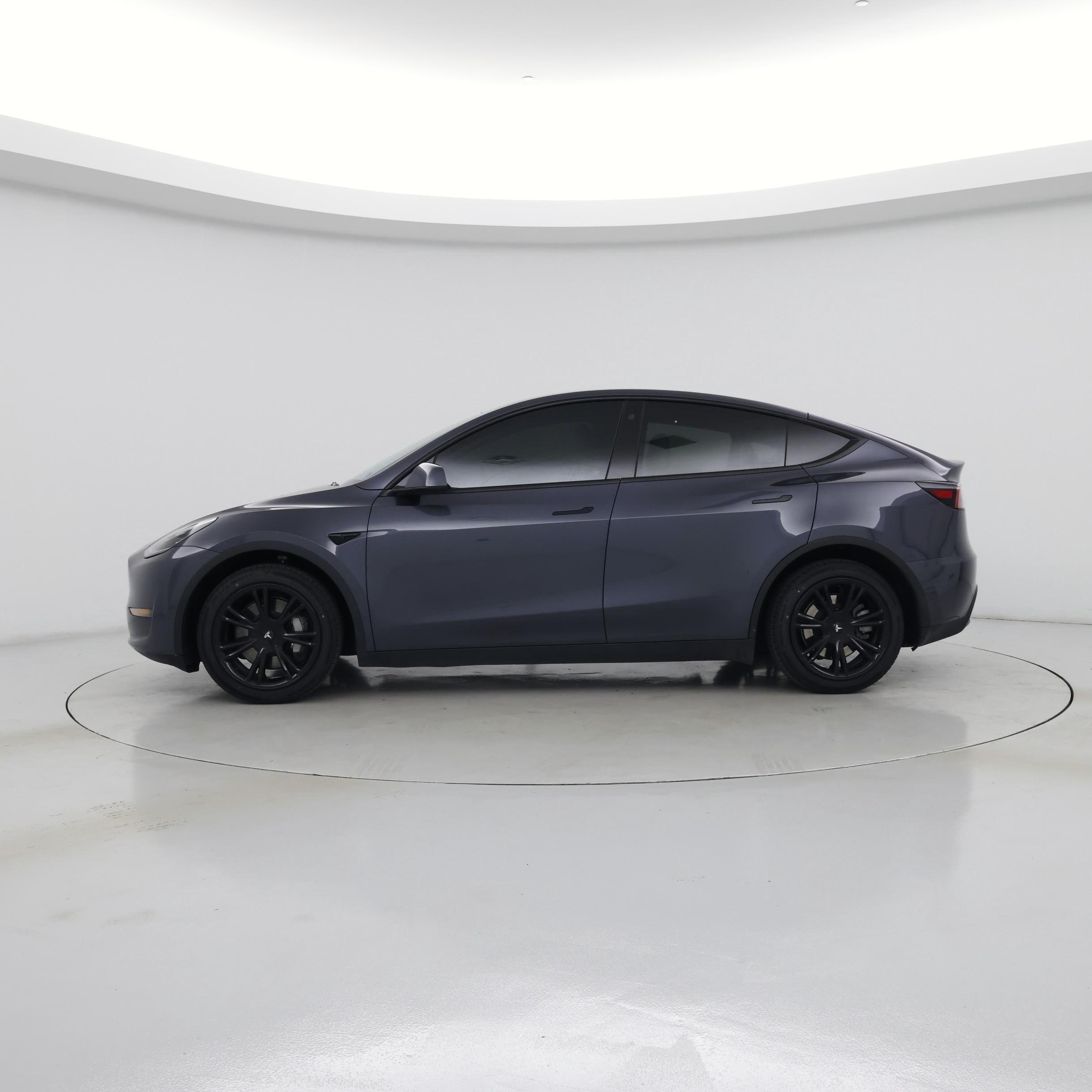 Thumbnail: 2023 Tesla Model Y - 3