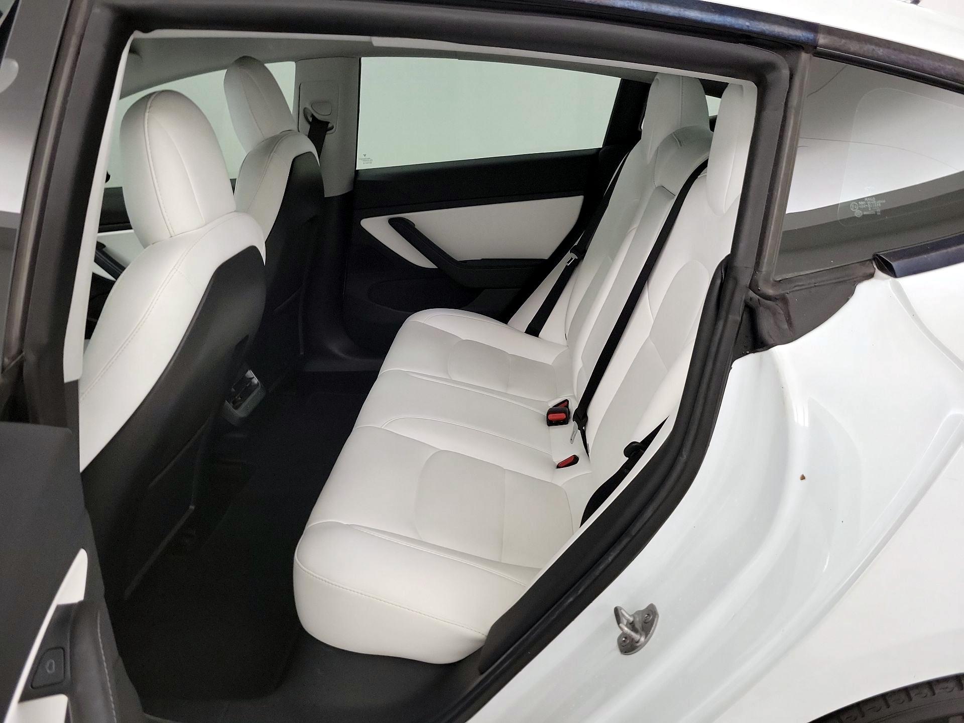Thumbnail: 2021 Tesla Model 3 - 20