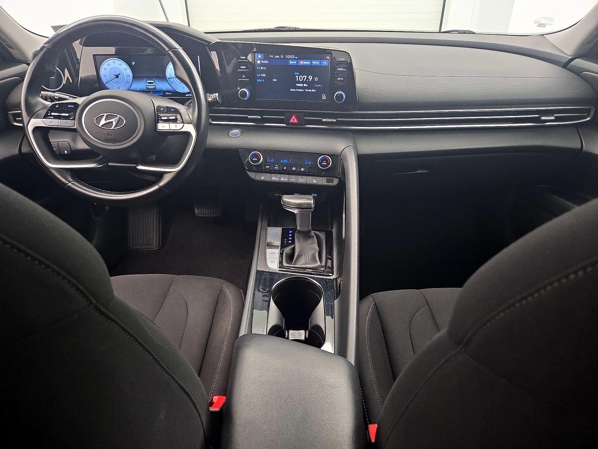 Thumbnail: 2022 Hyundai Elantra - 9
