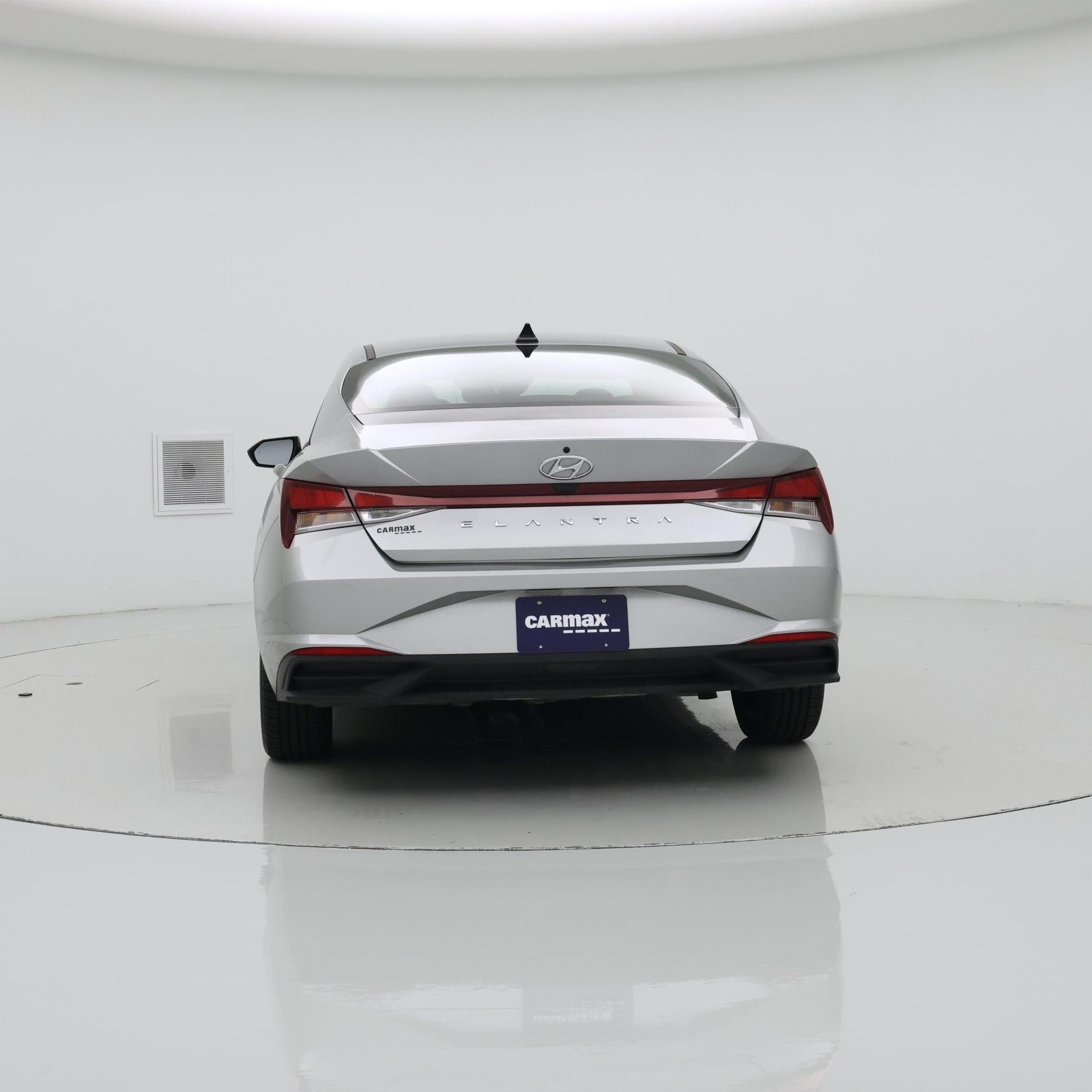 Thumbnail: 2022 Hyundai Elantra - 6