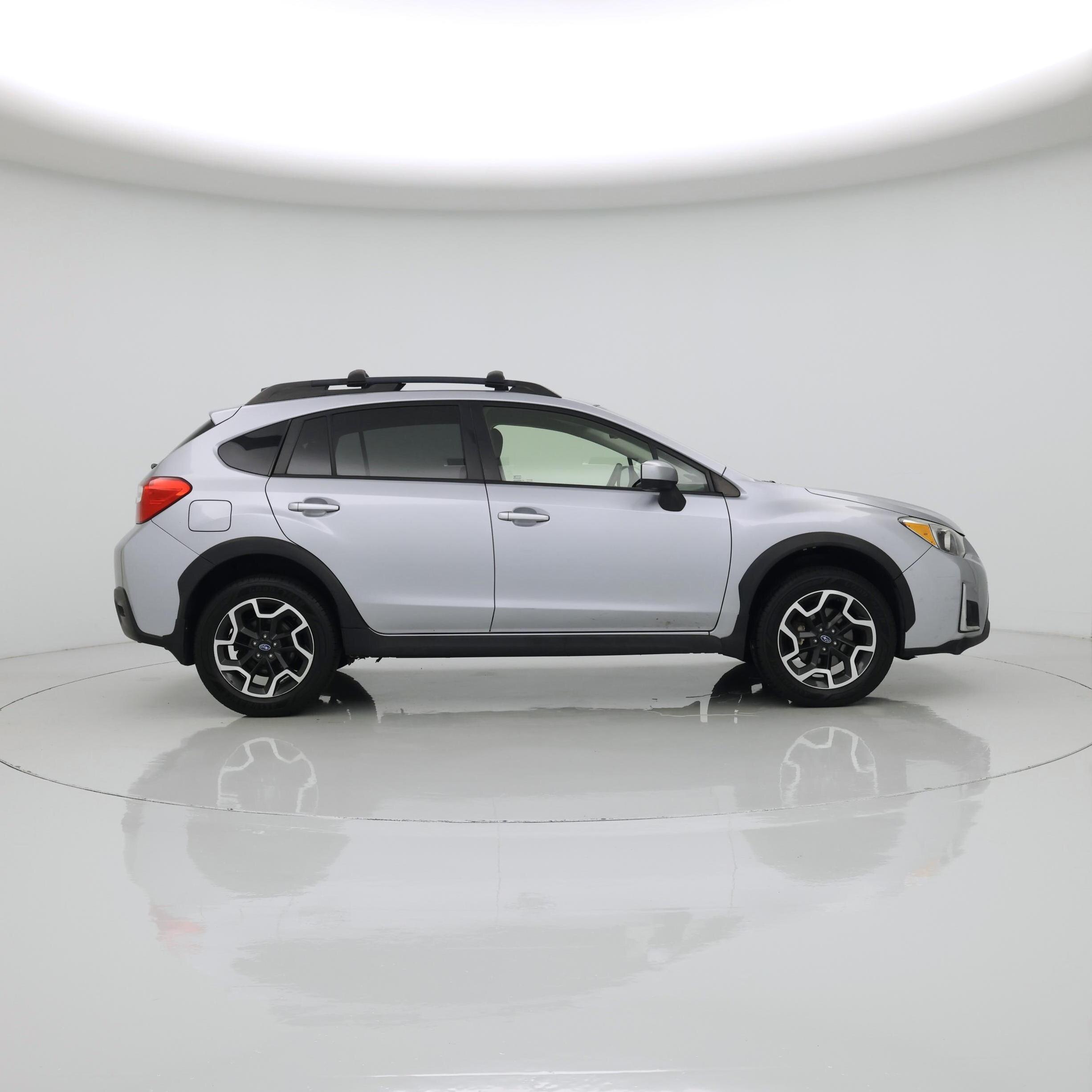 Thumbnail: 2017 Subaru Crosstrek - 7