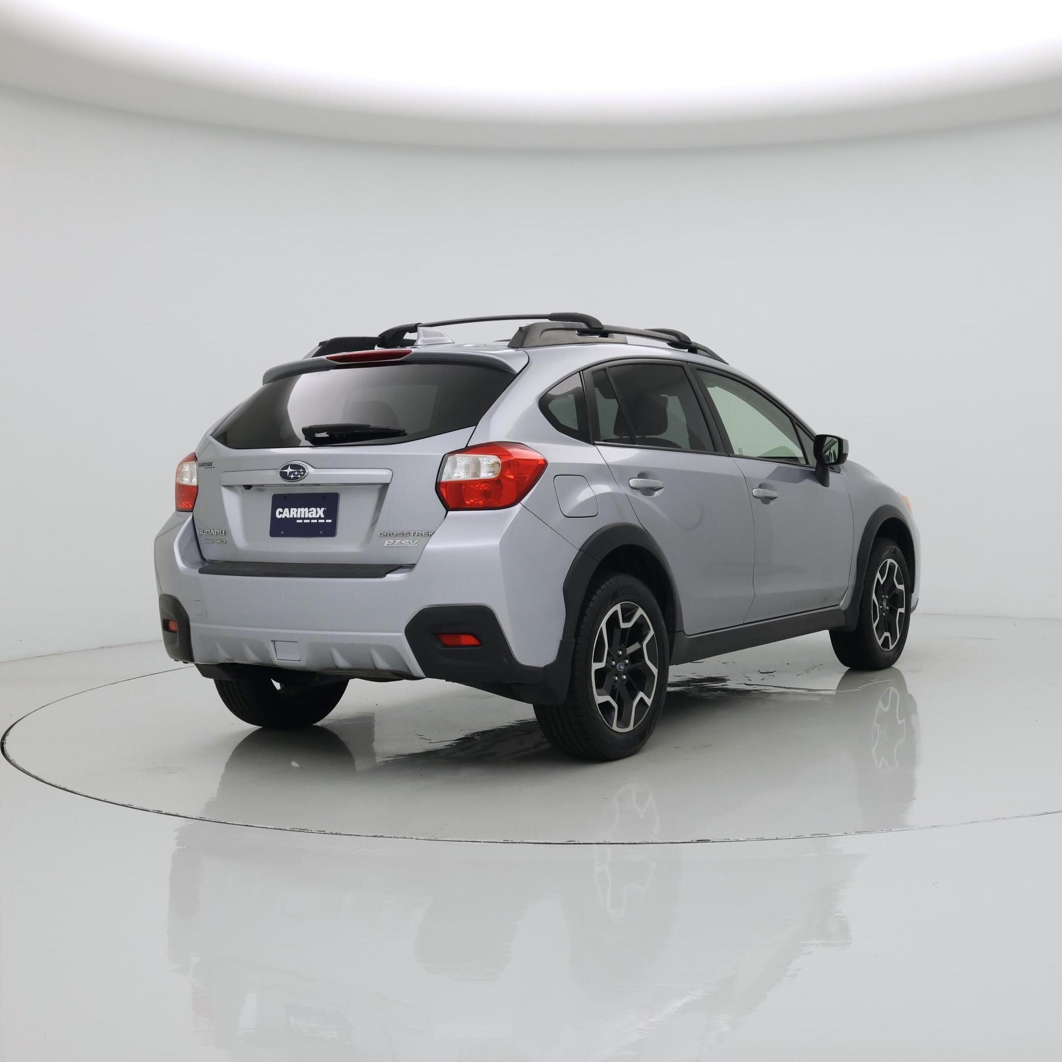 Thumbnail: 2017 Subaru Crosstrek - 8