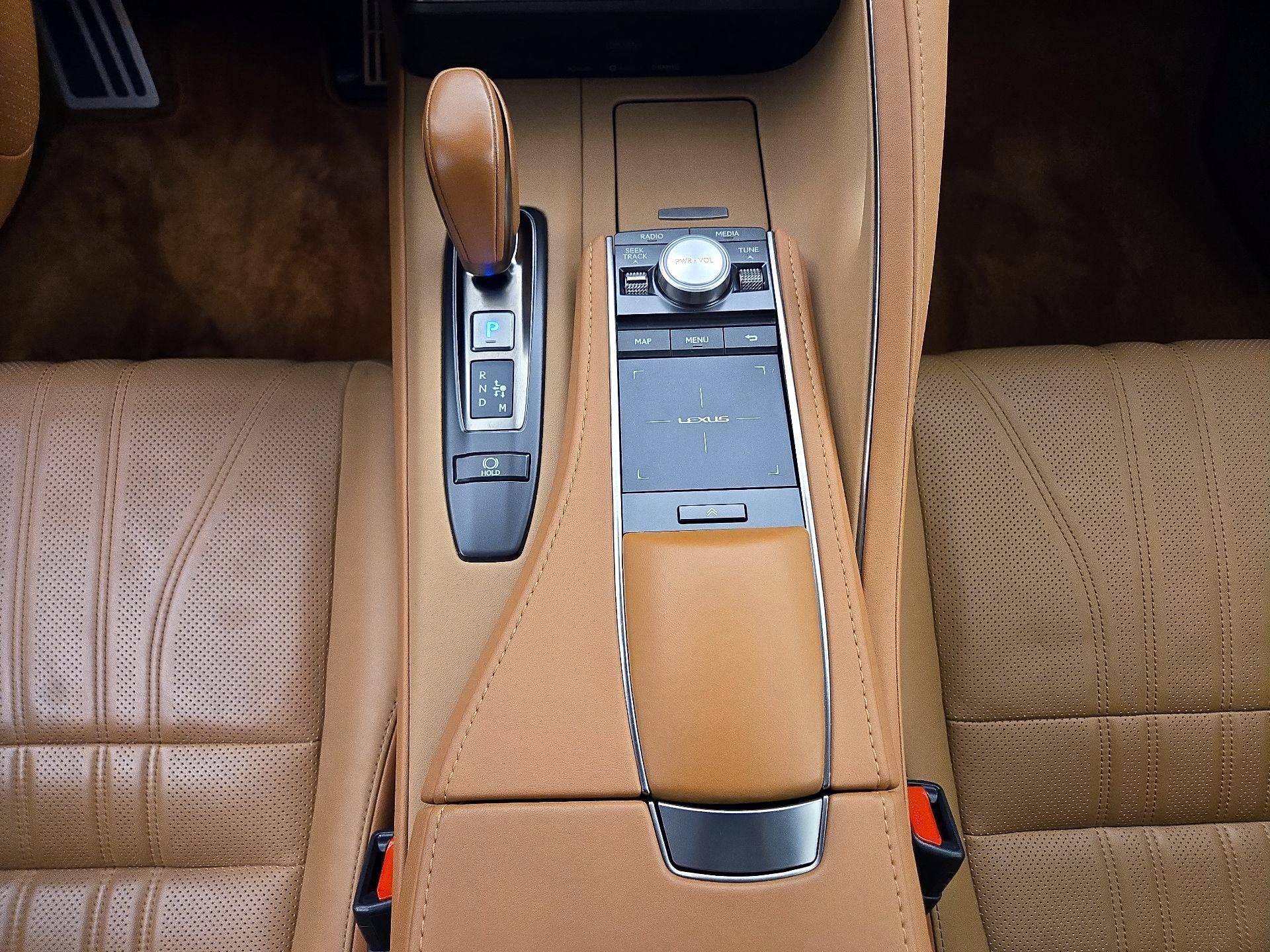 Thumbnail: 2018 Lexus LC - 18