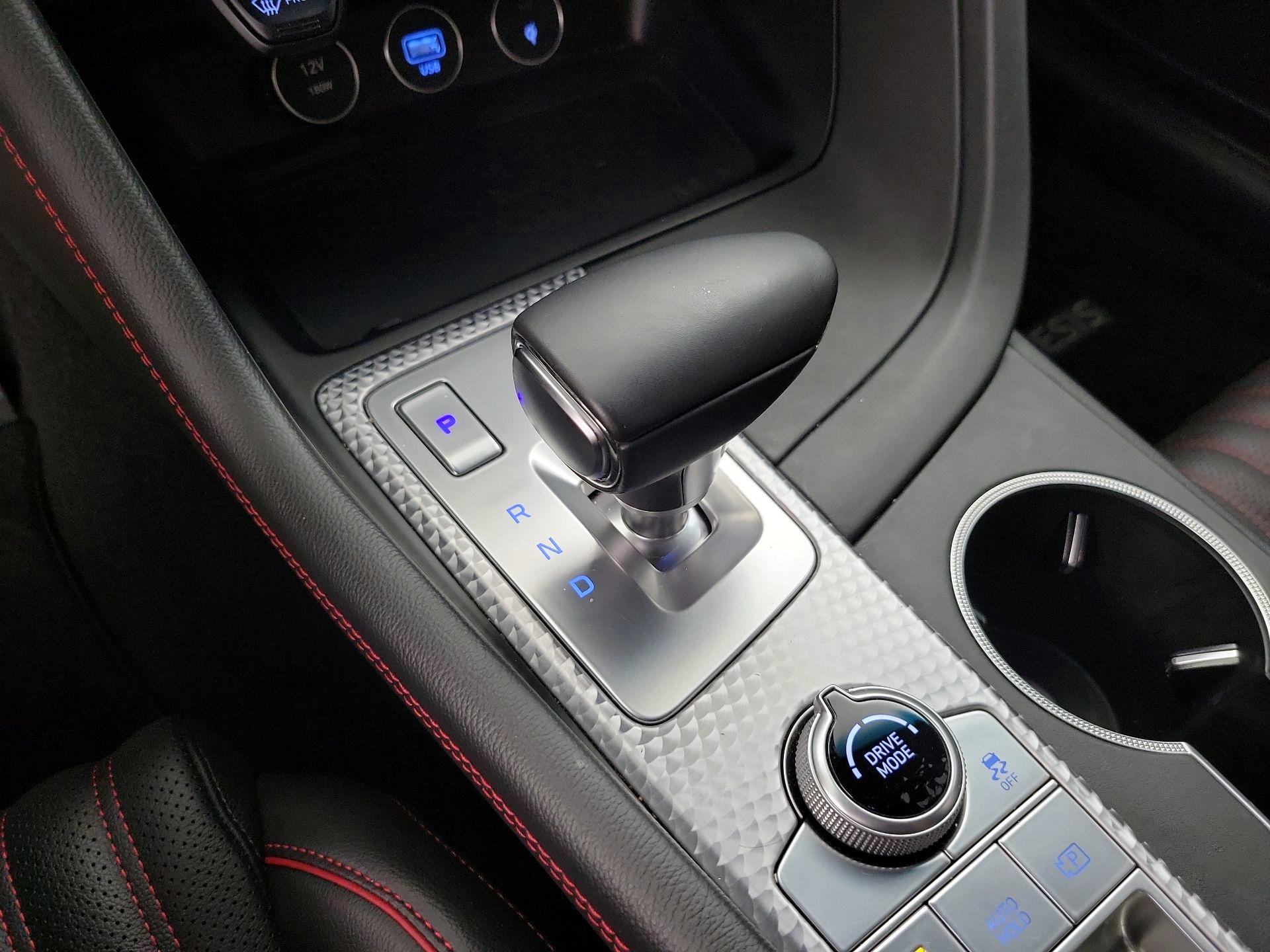Thumbnail: 2023 Genesis G70 - 18