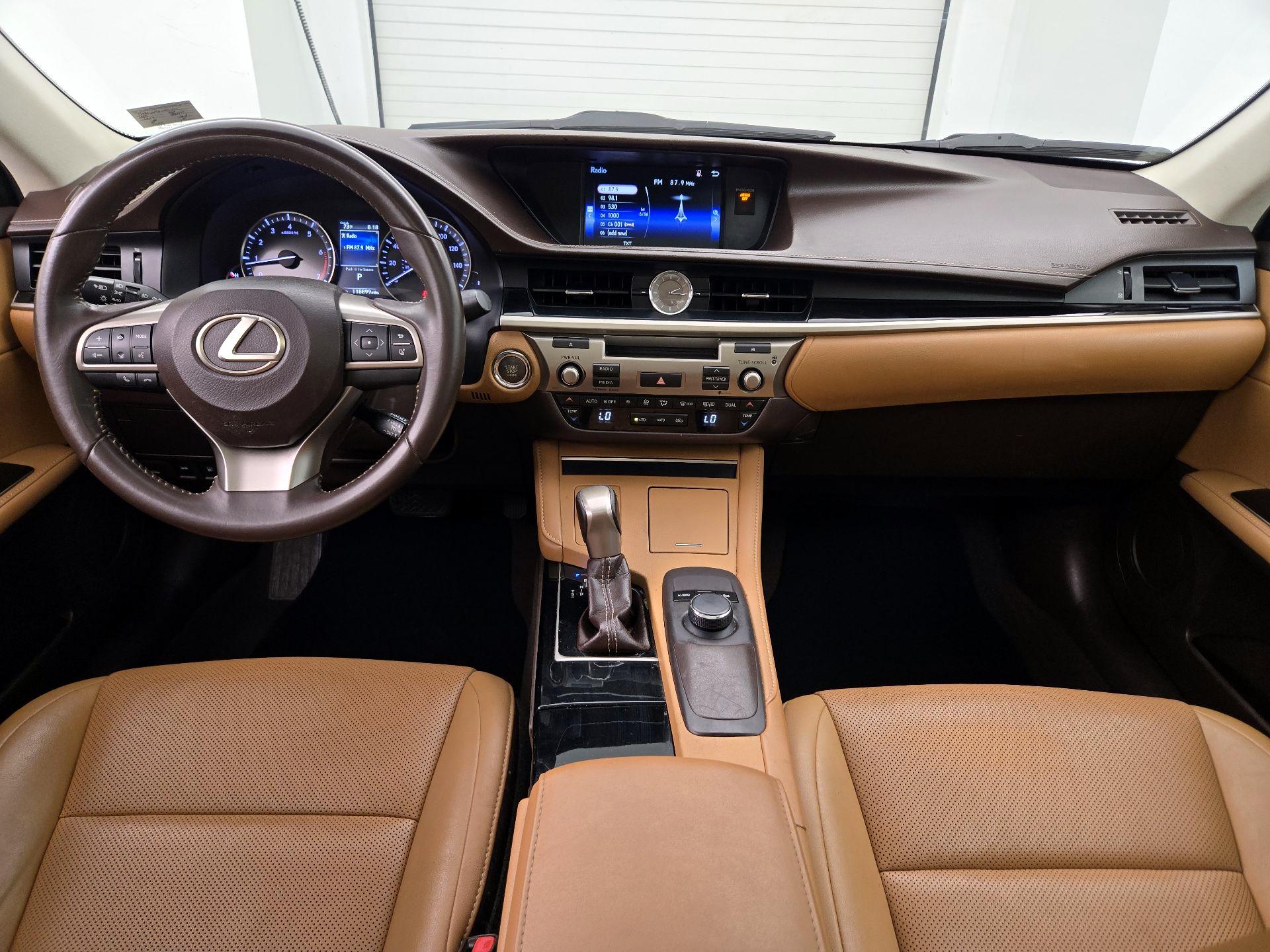 Thumbnail: 2016 Lexus ES - 9