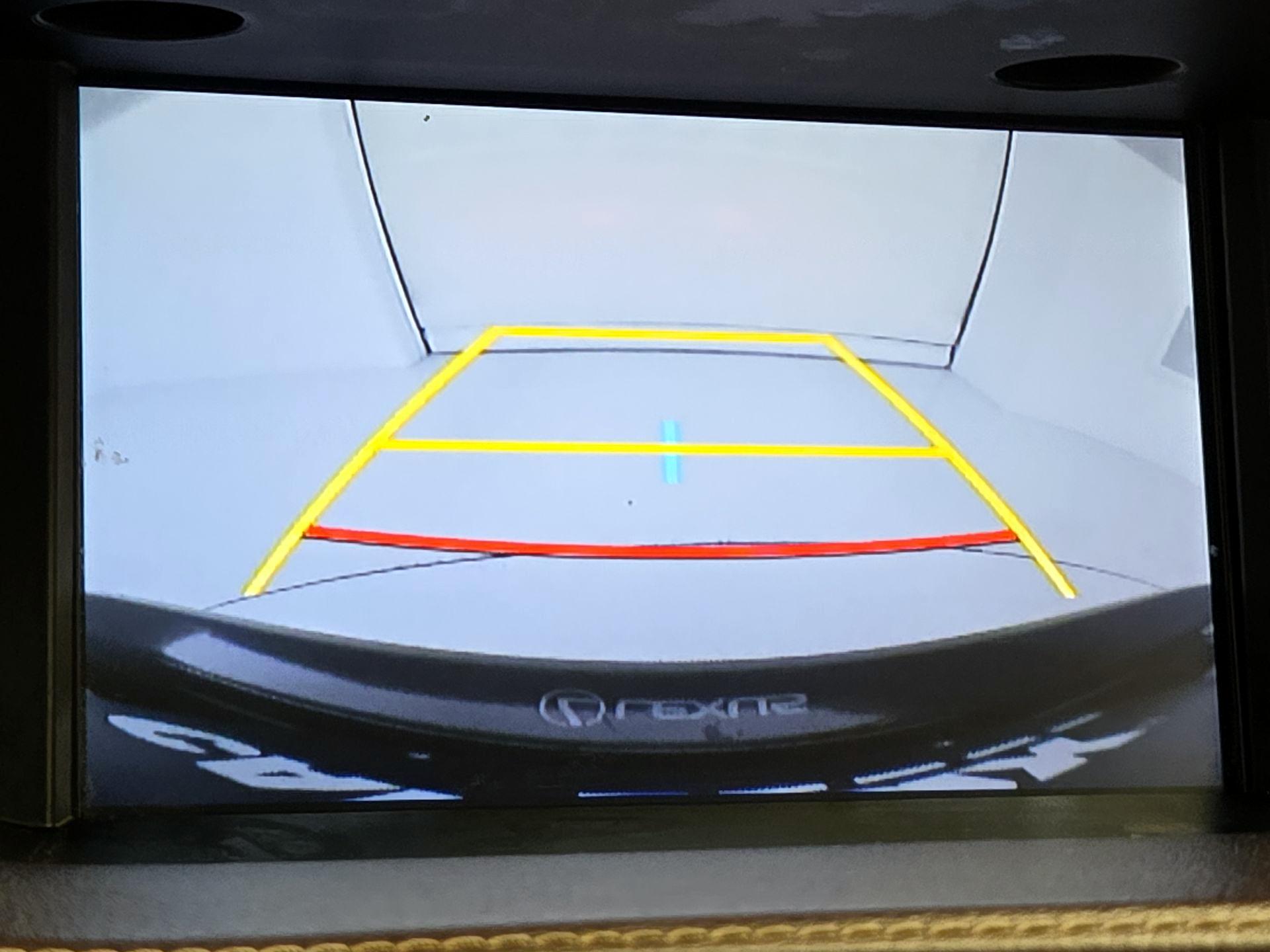 Thumbnail: 2016 Lexus ES - 14