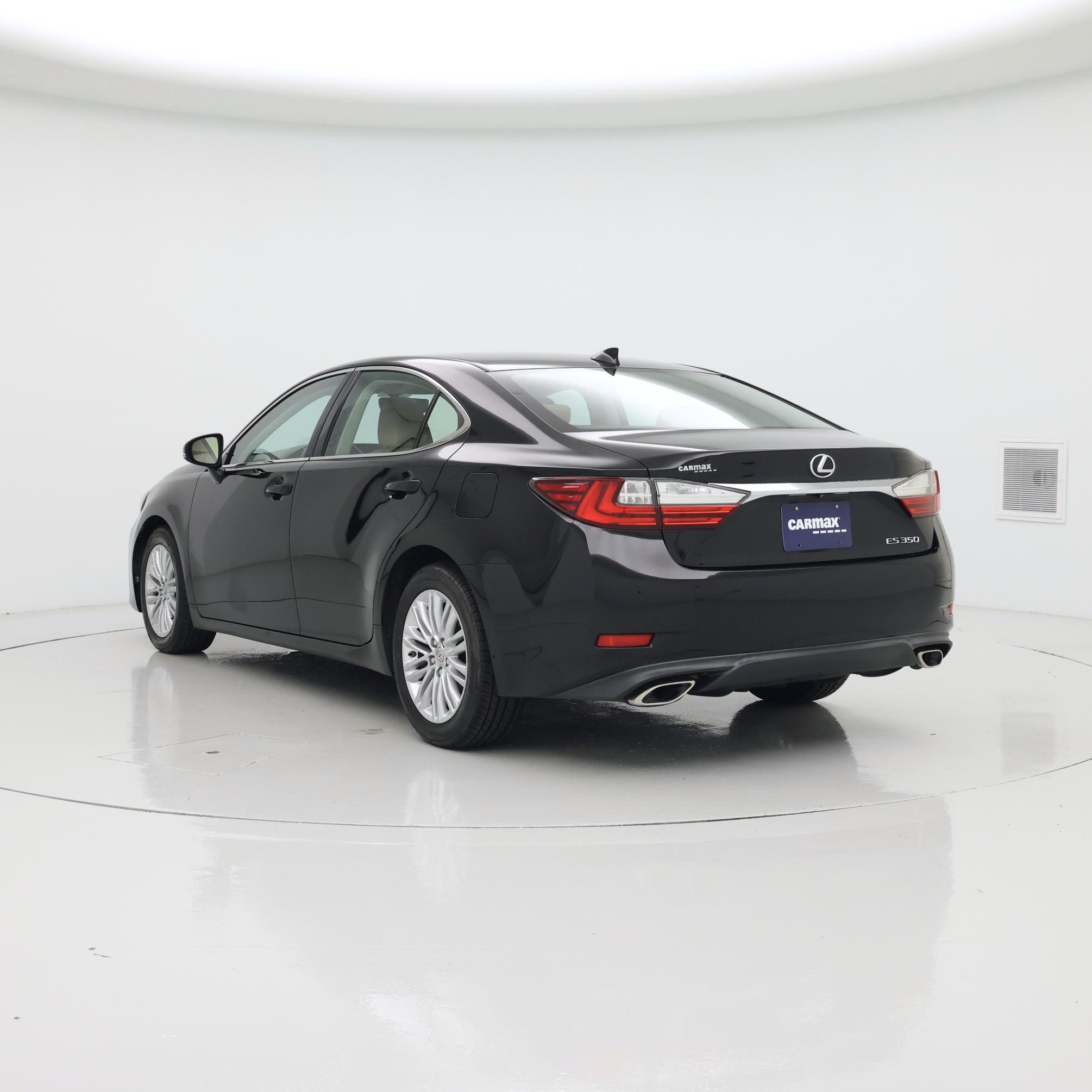 Thumbnail: 2016 Lexus ES - 2