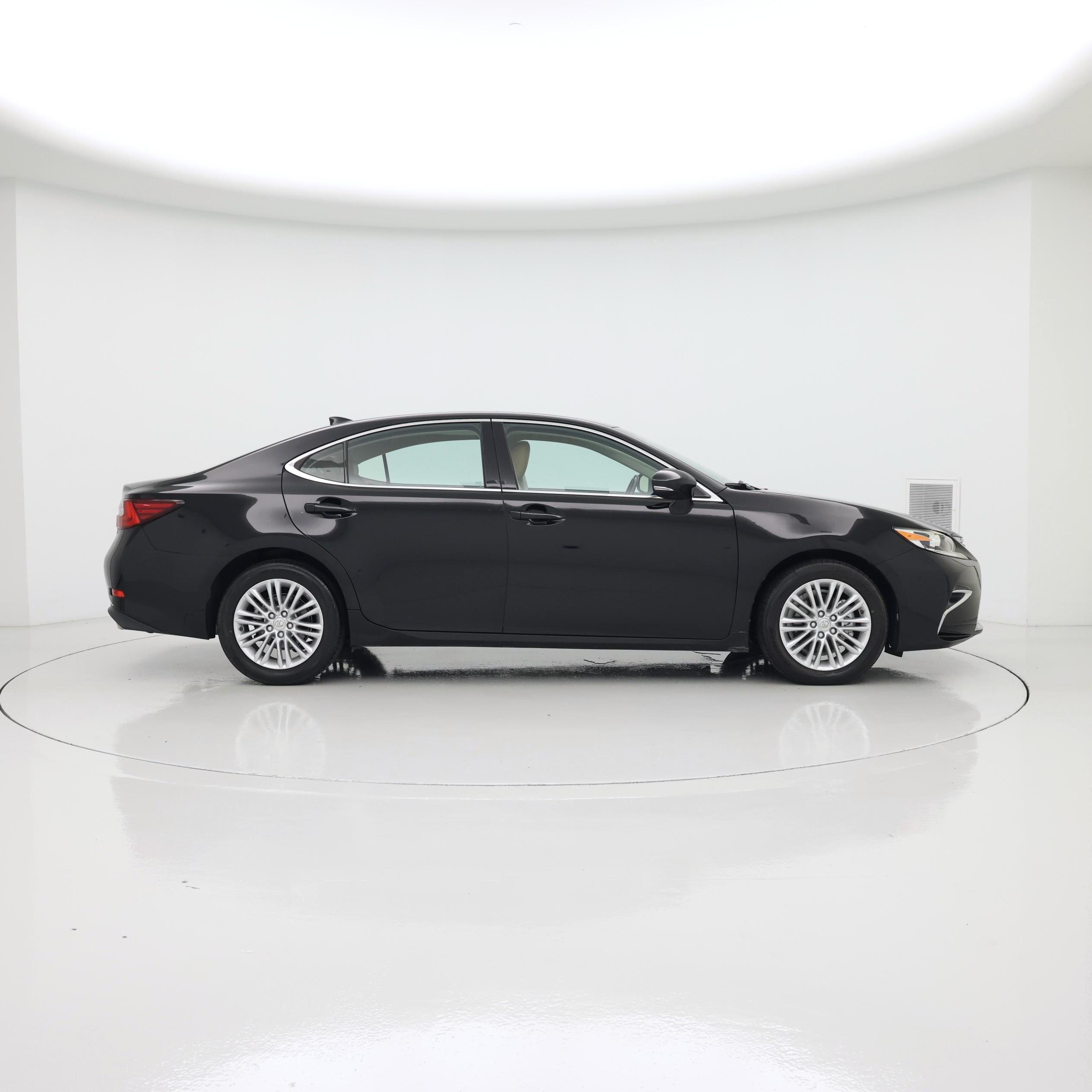 Thumbnail: 2016 Lexus ES - 7