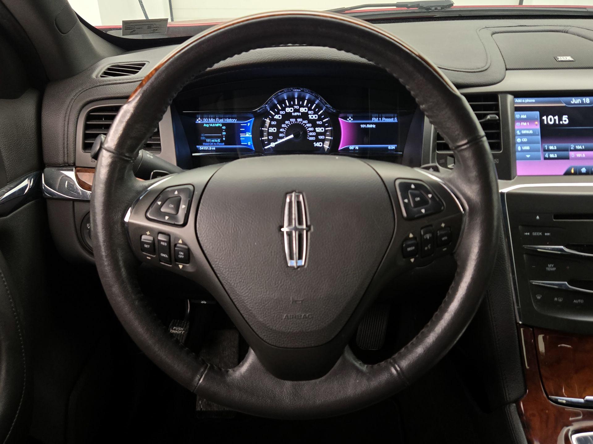 Thumbnail: 2015 Lincoln MKS - 10