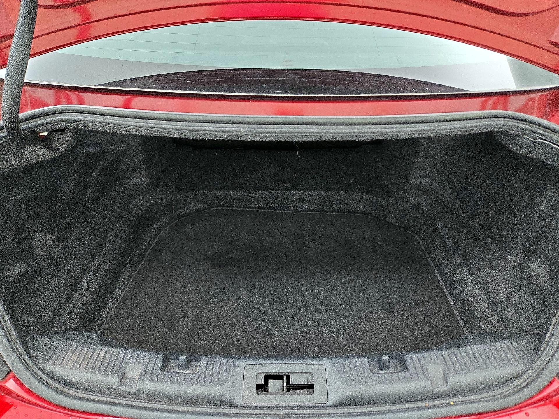 Thumbnail: 2015 Lincoln MKS - 20