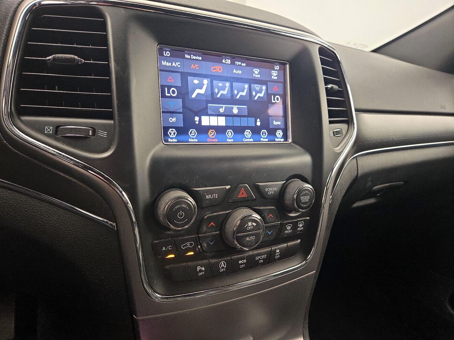 Thumbnail: 2018 Jeep Grand Cherokee - 16