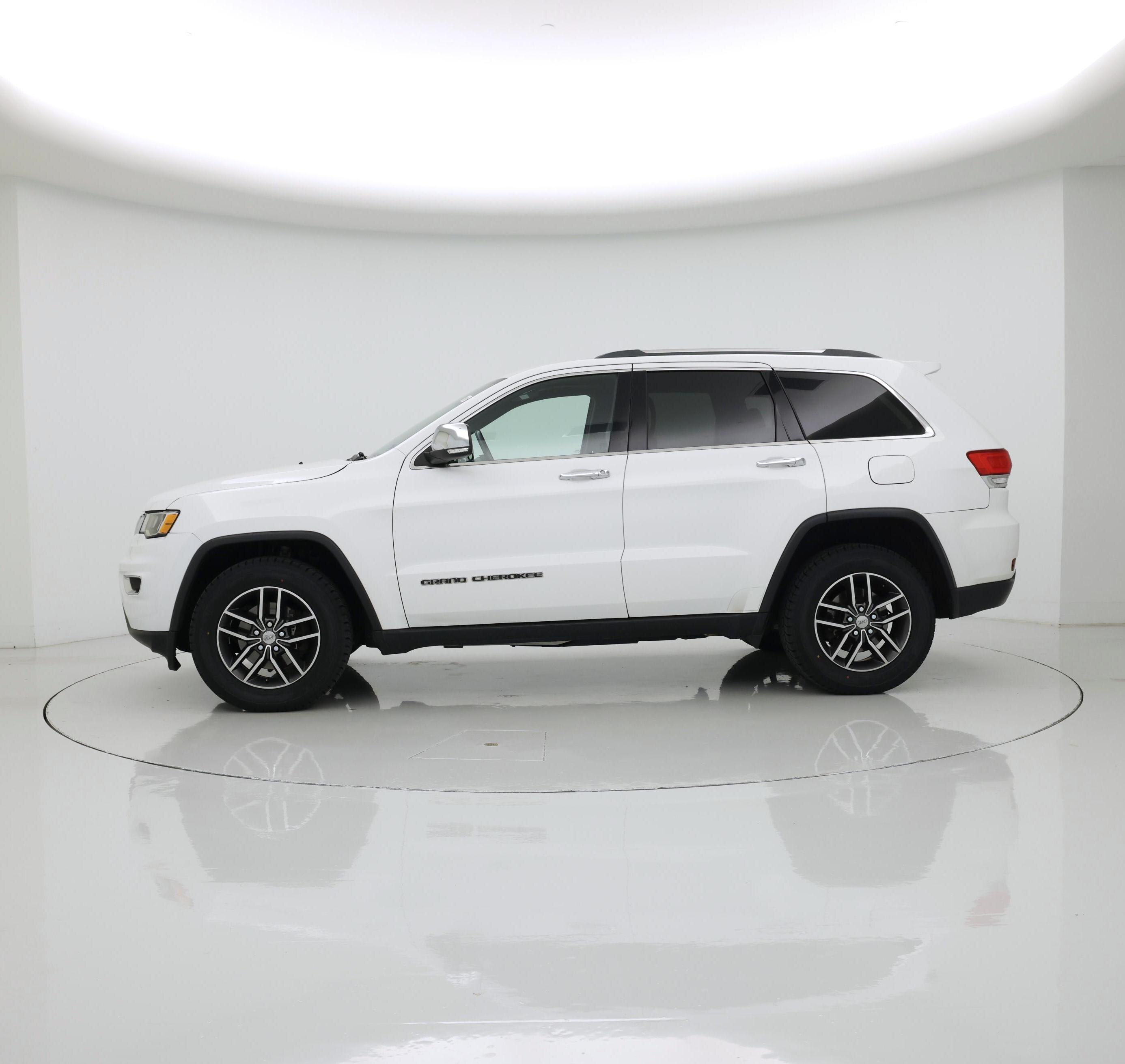 Thumbnail: 2018 Jeep Grand Cherokee - 3