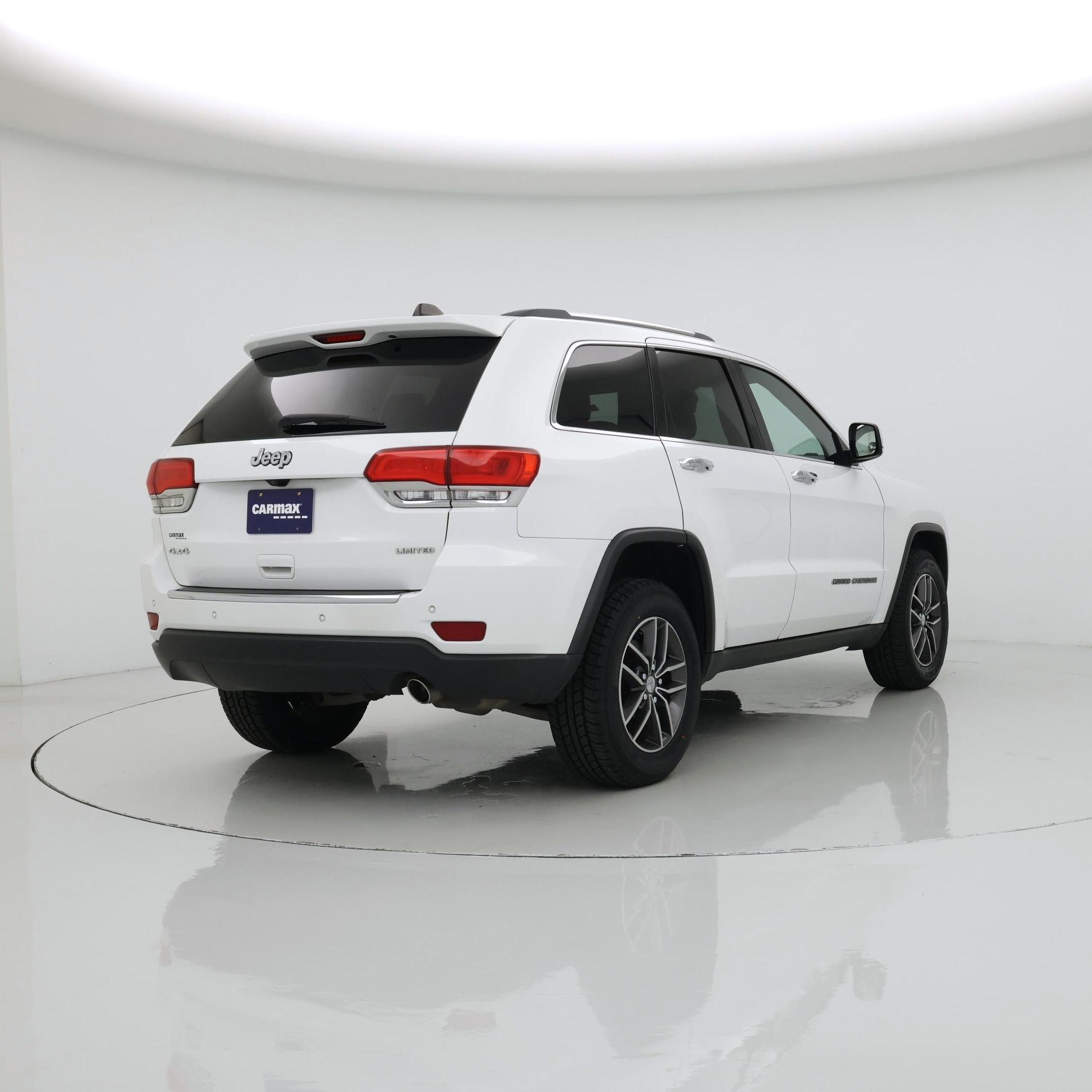 Thumbnail: 2018 Jeep Grand Cherokee - 8