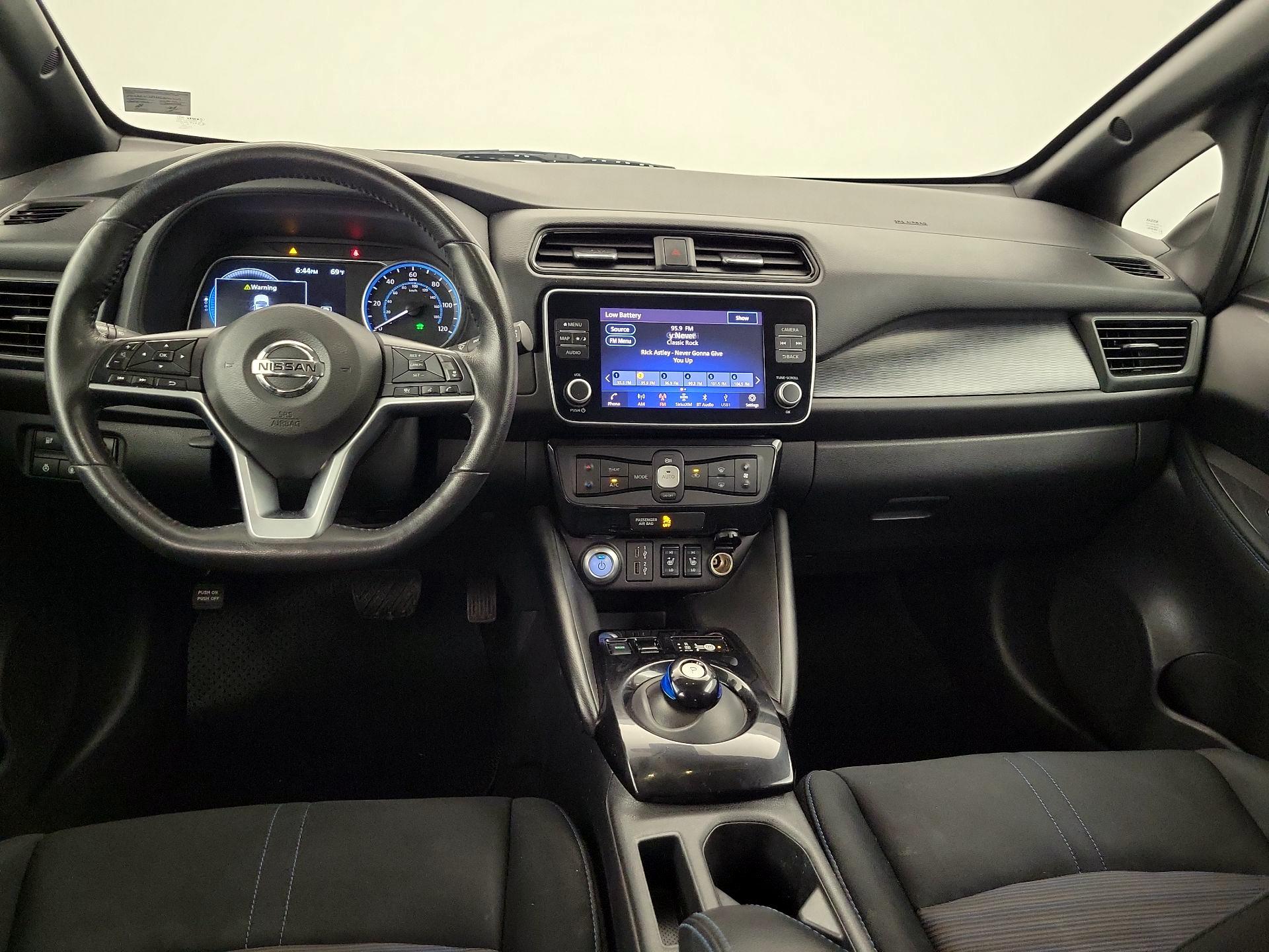 Thumbnail: 2022 Nissan Leaf - 9