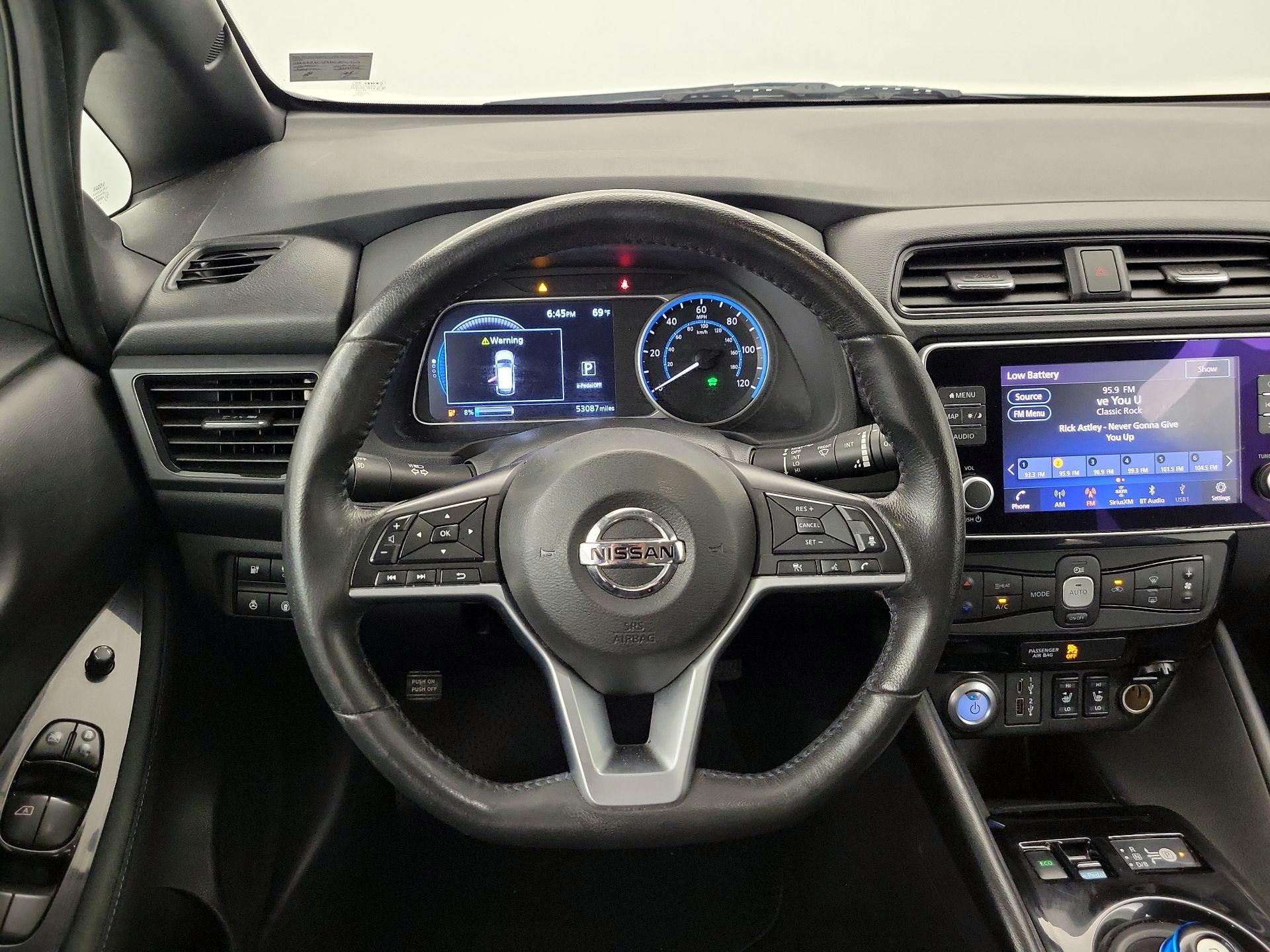 Thumbnail: 2022 Nissan Leaf - 10