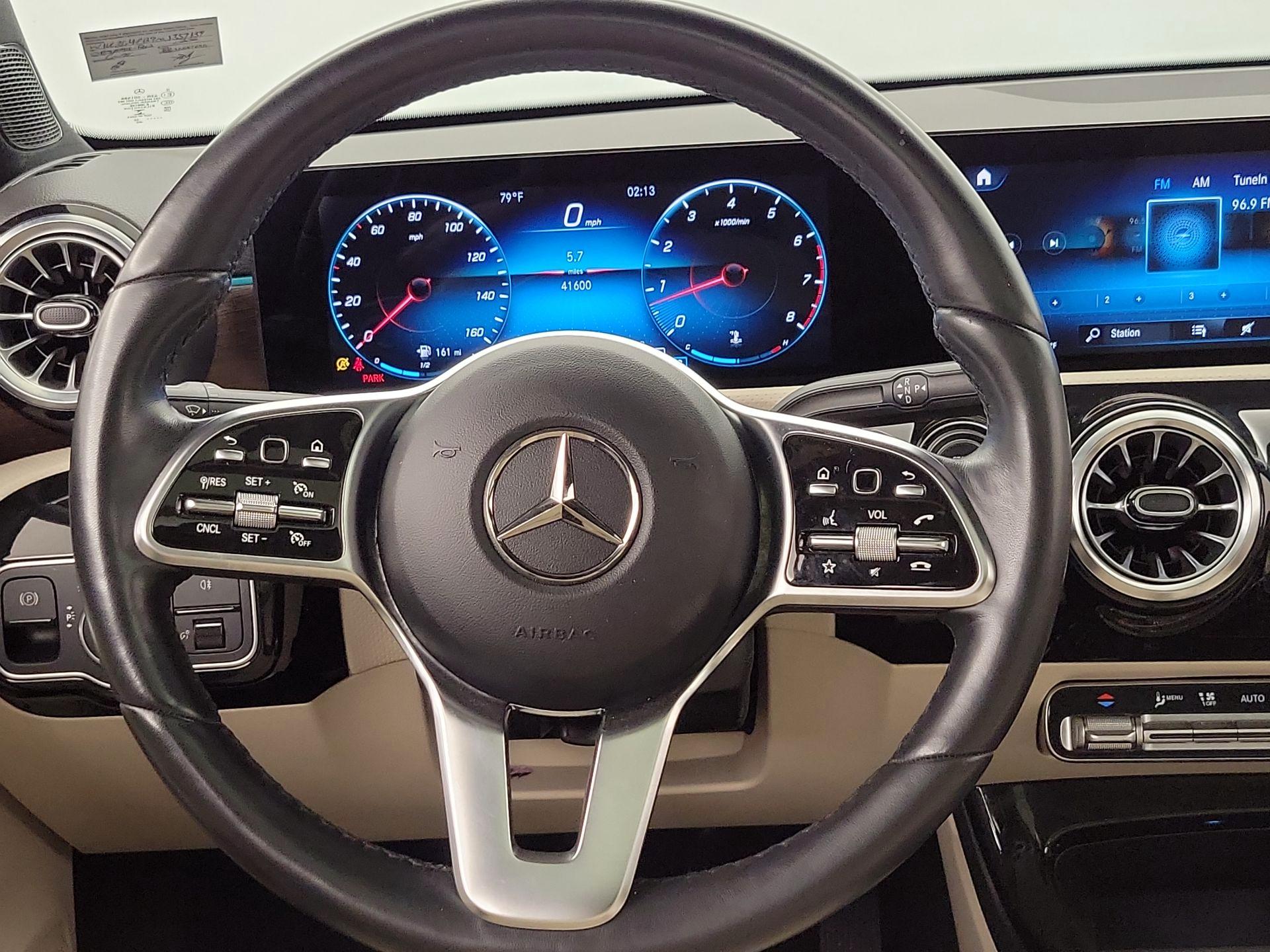 Thumbnail: 2022 Mercedes-Benz A-Class - 10