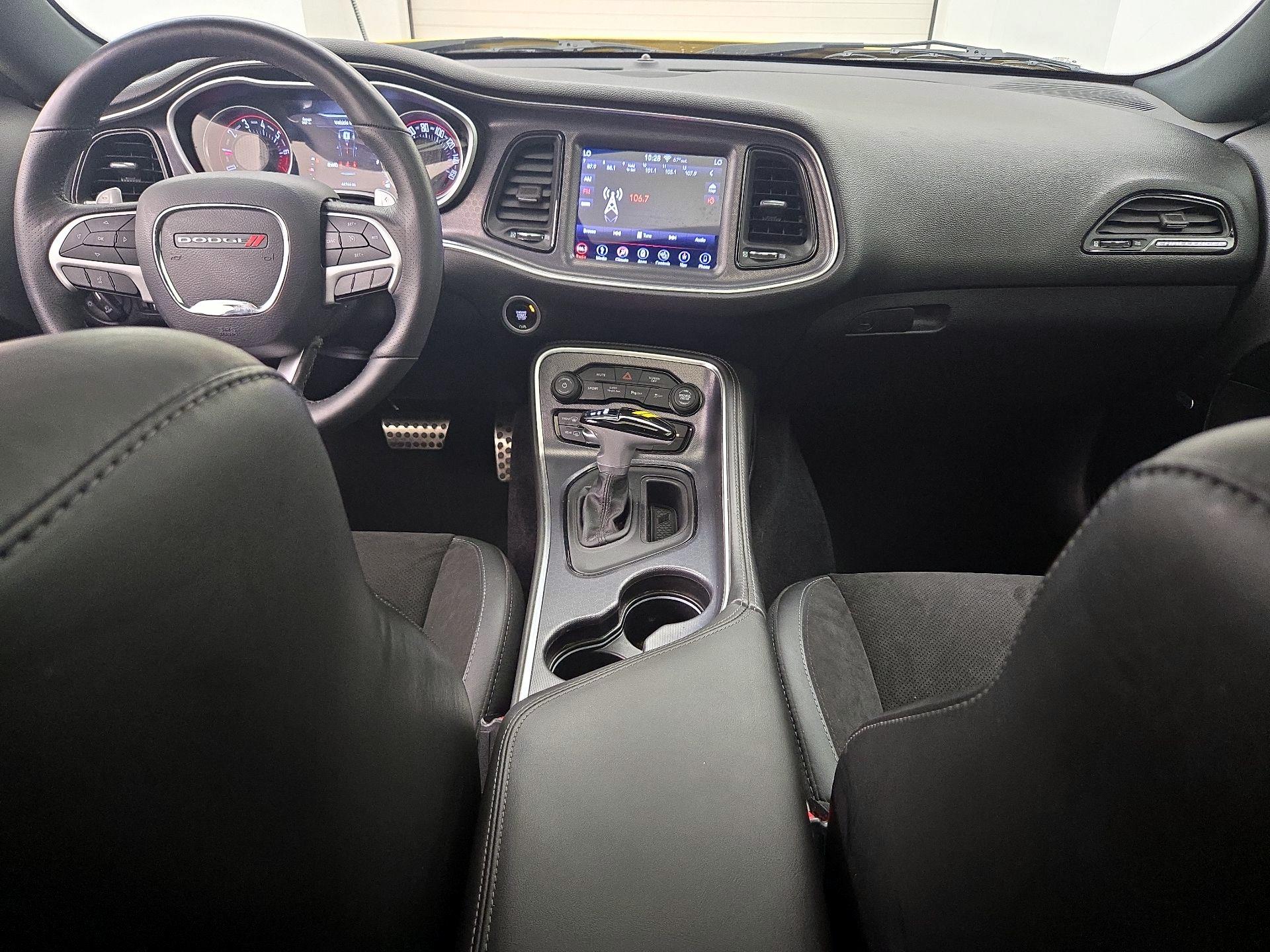 Thumbnail: 2018 Dodge Challenger - 9