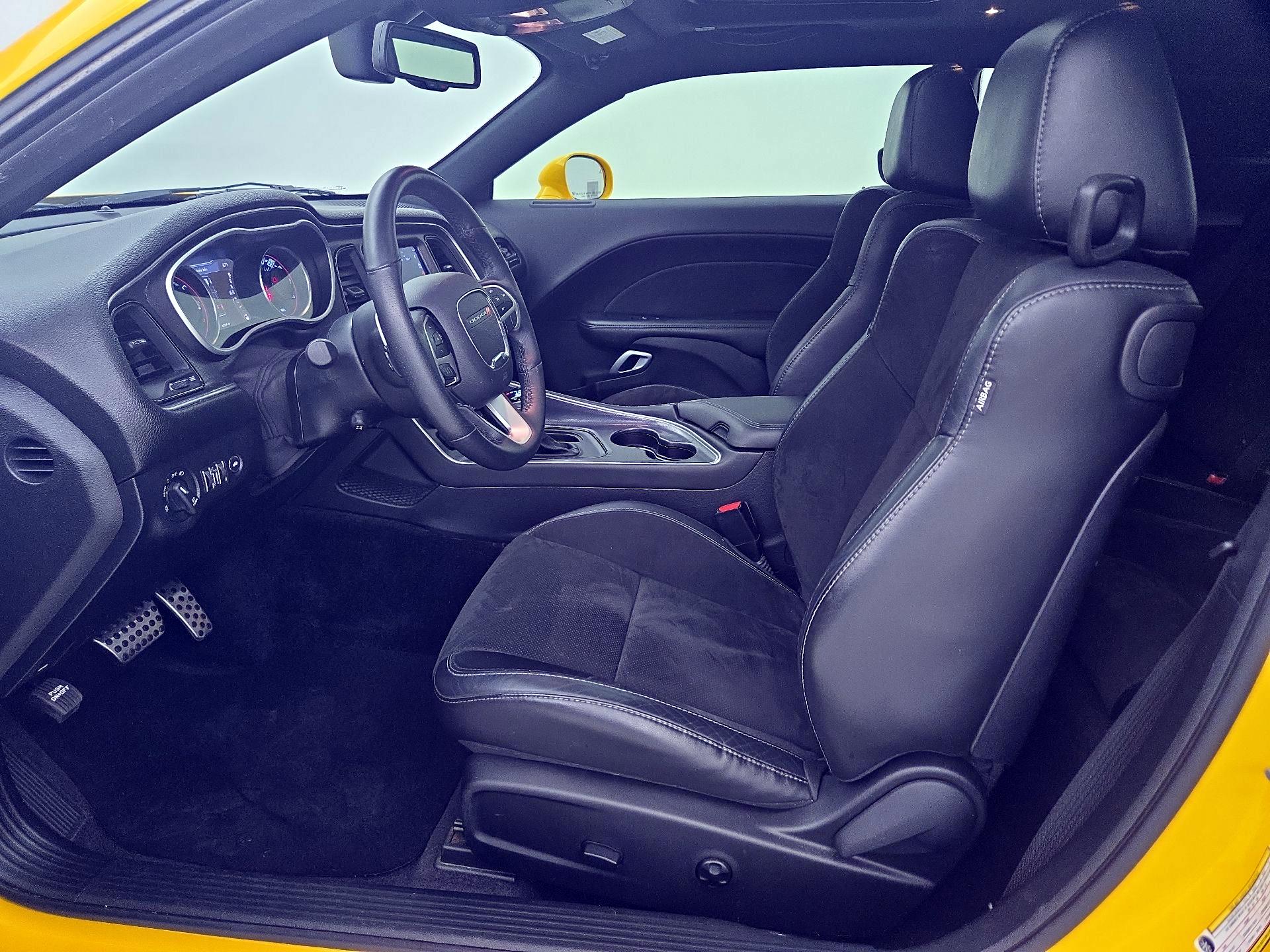 Thumbnail: 2018 Dodge Challenger - 11
