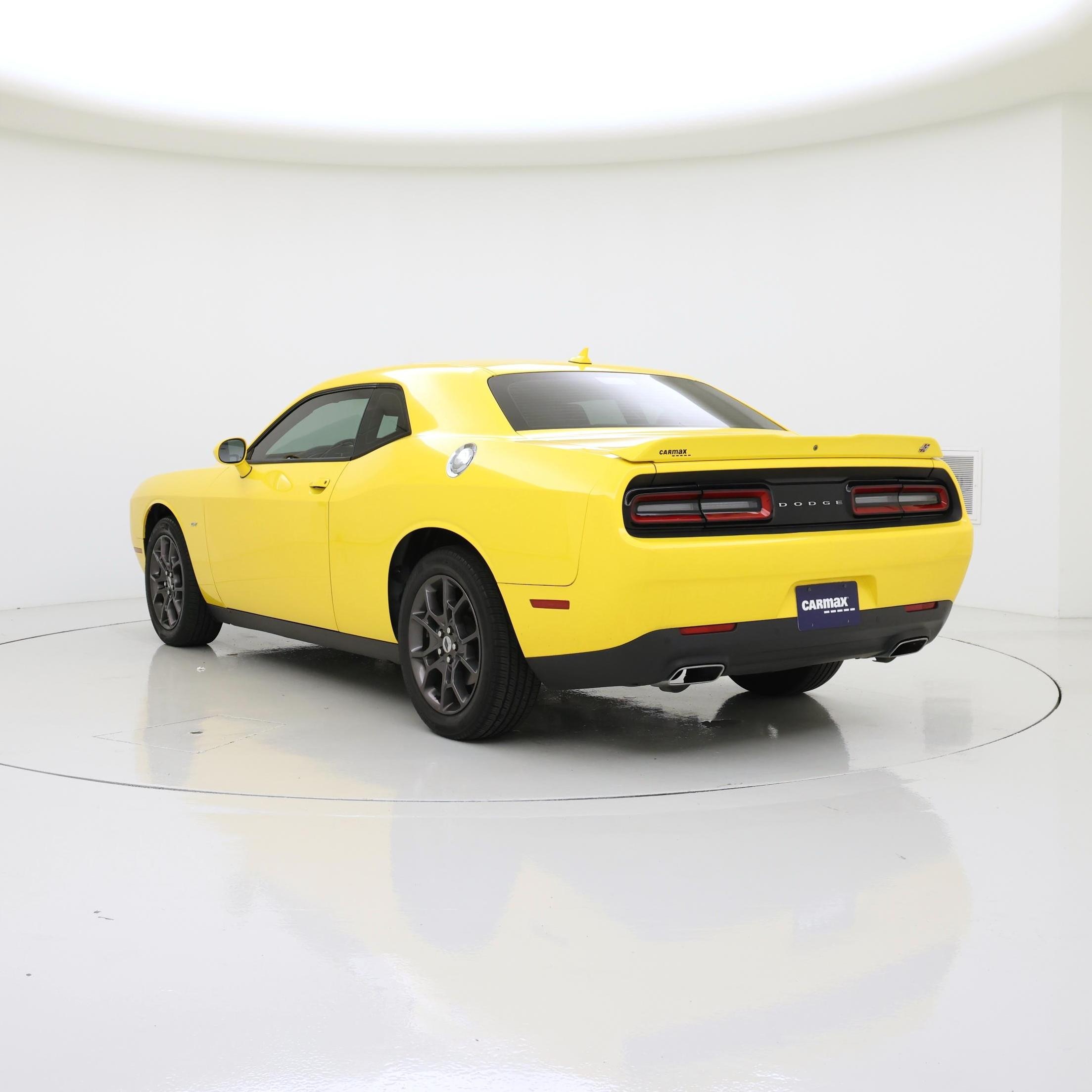 Thumbnail: 2018 Dodge Challenger - 2