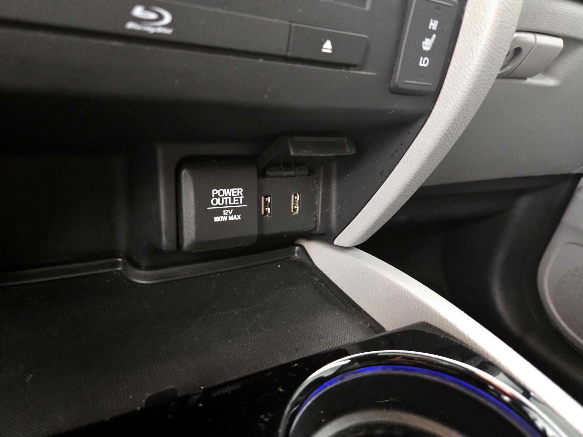 Thumbnail: 2017 Honda Pilot - 18